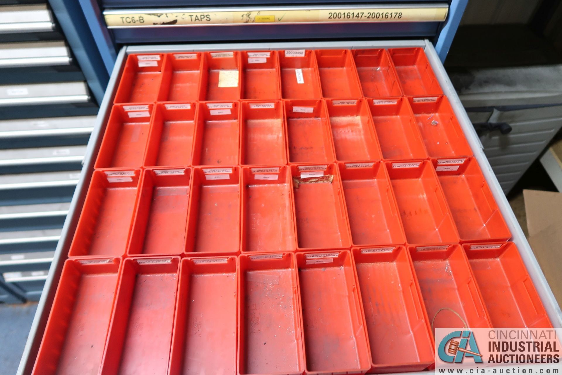 14-DRAWER ROUSSEAU TOOLING CABINET AND CONTENTS WITH CHAMFER TOOLING, HARDWARE PLUGS, AND REPAIR - Image 4 of 13