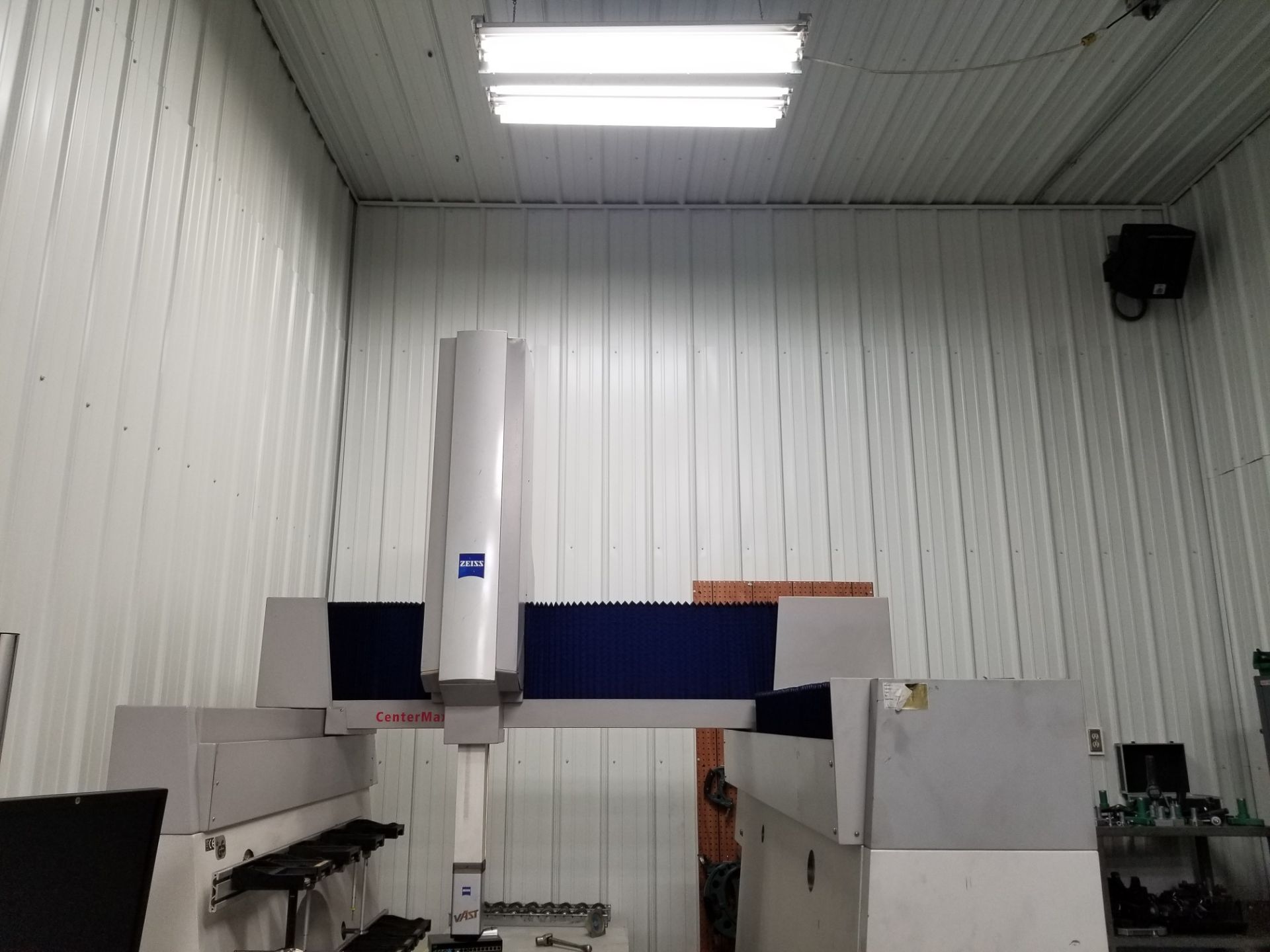 **Zeiss CenterMax CMM – NO PROBE HEAD, New 2002 See calibration sheet**COLUMBIA CITY, IN LOCATION**