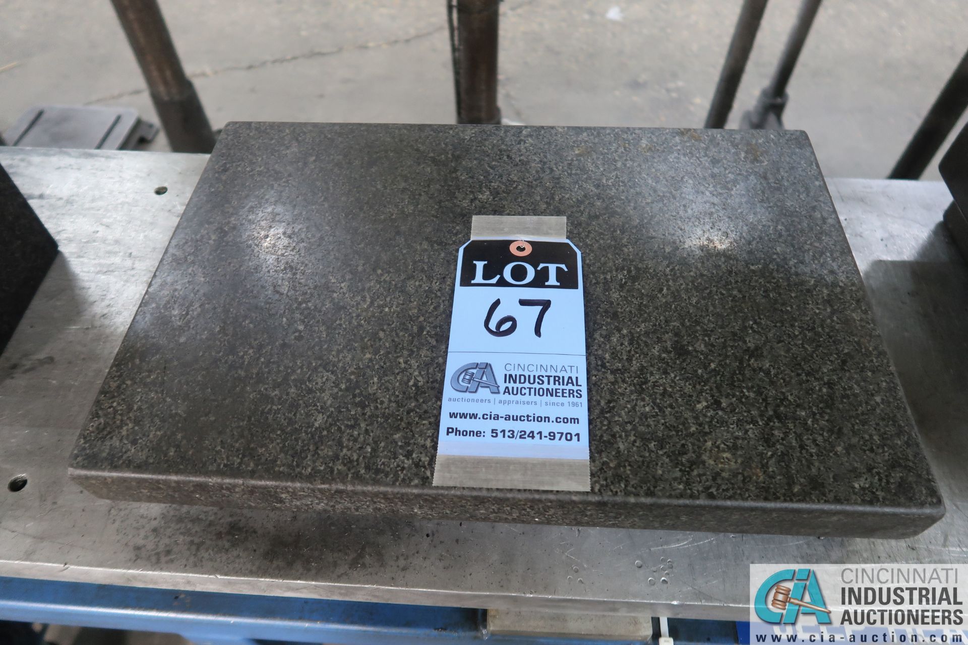 12" X 18" X 4" THICK STARRETT TWO-LEDGE BLACK GRANITE SURFACE PLATE **NO CART**