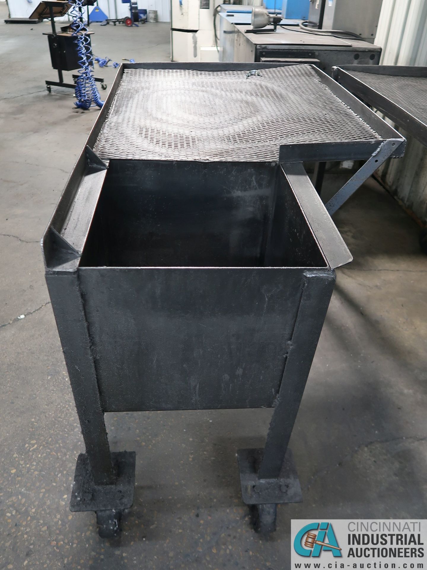 PORTABLE STEEL FRAMED PARTS DRYING CARTS - Image 2 of 6