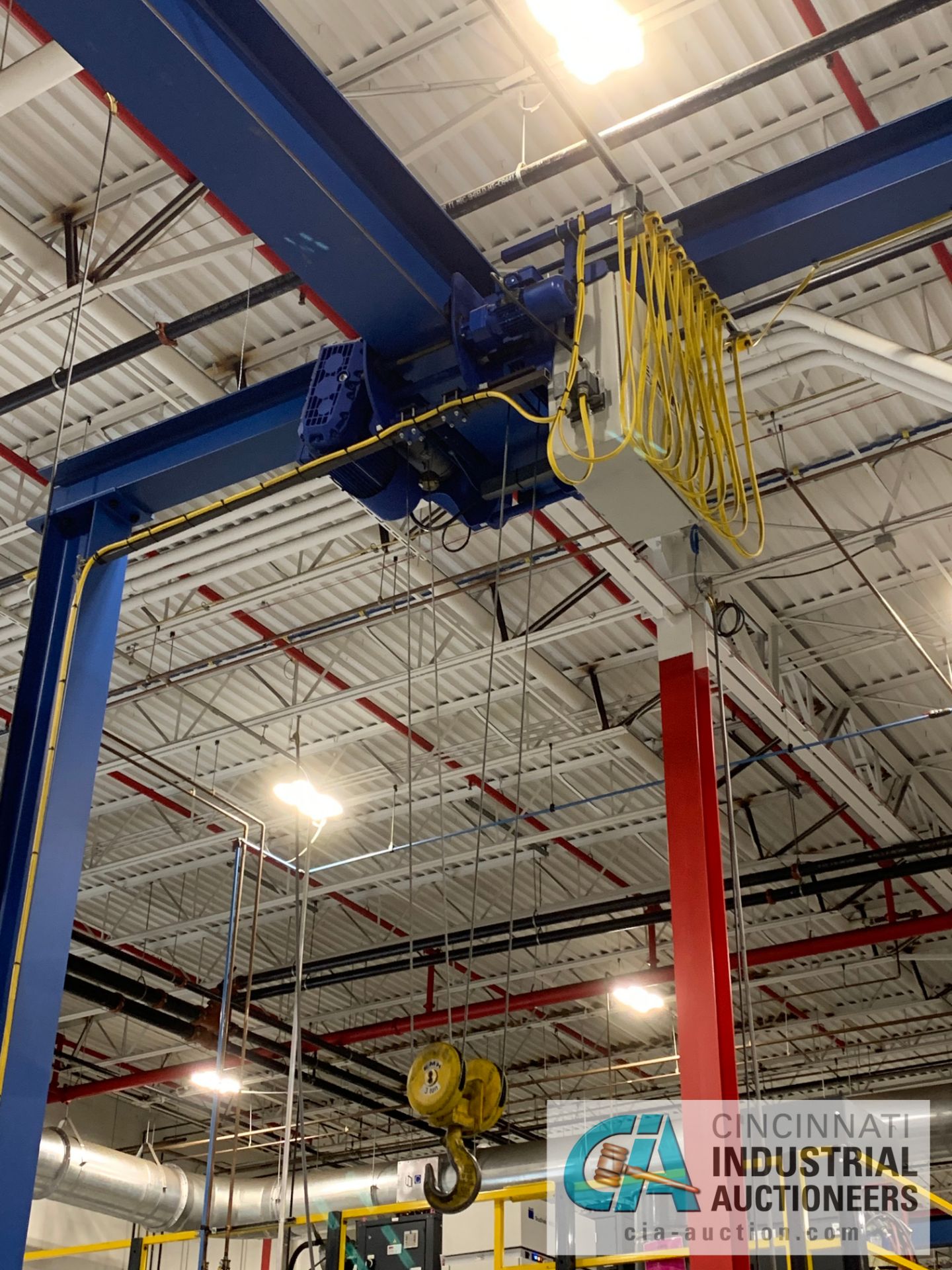 3 TON EMH MONORAIL GANTRY HOIST WITH ELECTRIC CABLE HOIST, 14' WIDE X 33'8" LONG X 19,6" HIGH - Image 4 of 7