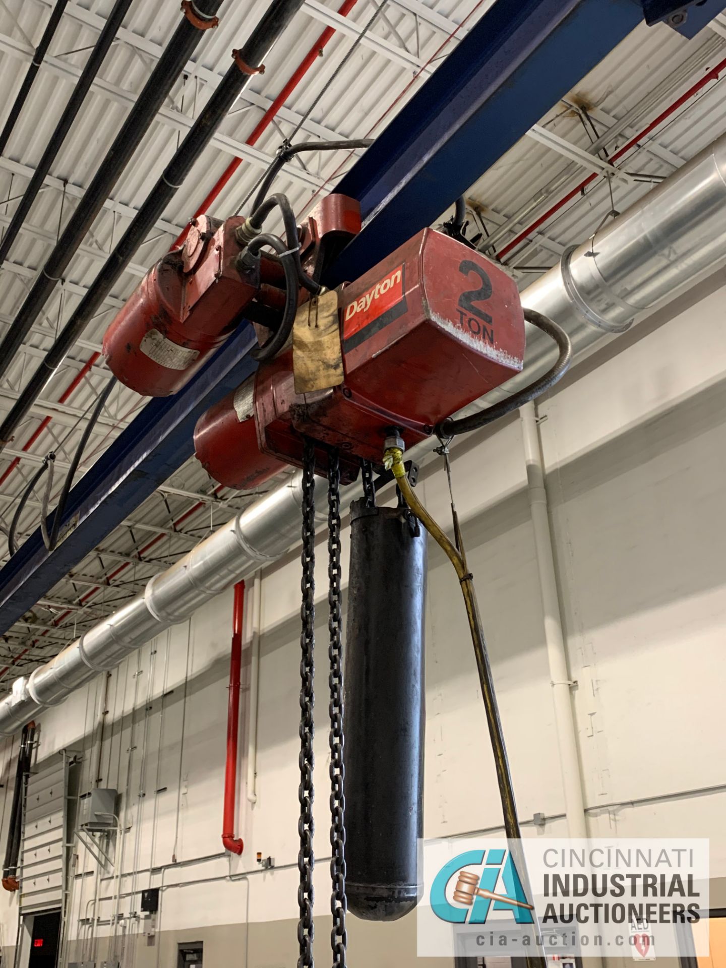 2 TON GANTRY CRANE WITH 2 TON DAYTON ELECTRIC CHAIN HOIST **RIGGING FEE DUE TO SHOEMAKER $500.00** - Image 3 of 5