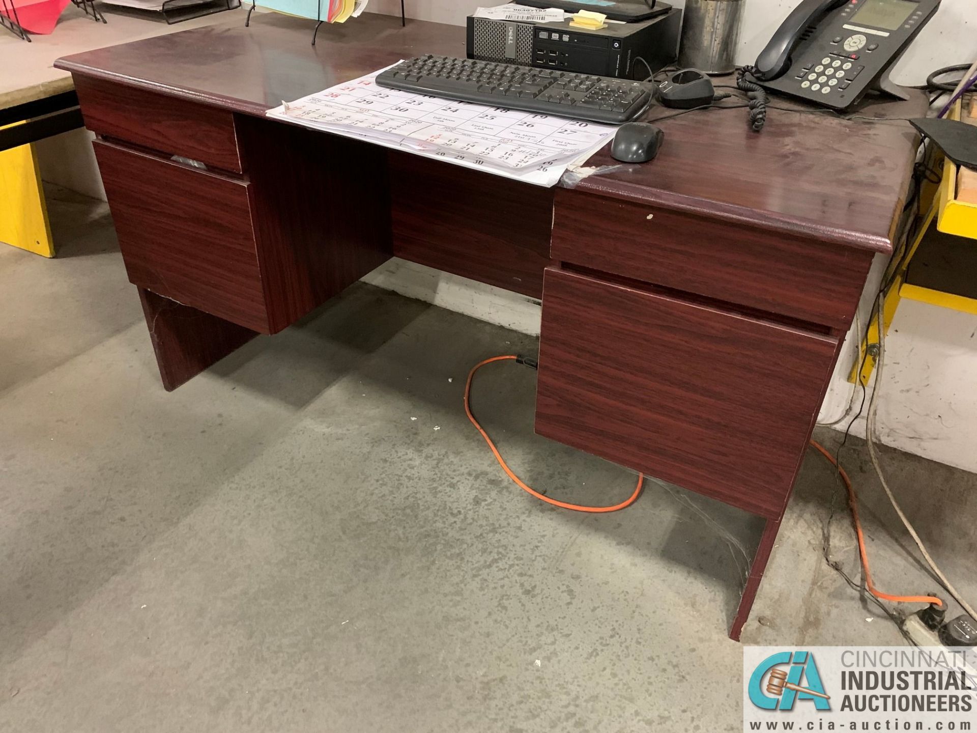 (LOT) OFFICE FURNITURE - DESKS, CABINETS (NO CONTENTS (5400 OAKLEY INDUSTRIAL BLVD., FAIRBURN, GA - Image 3 of 7