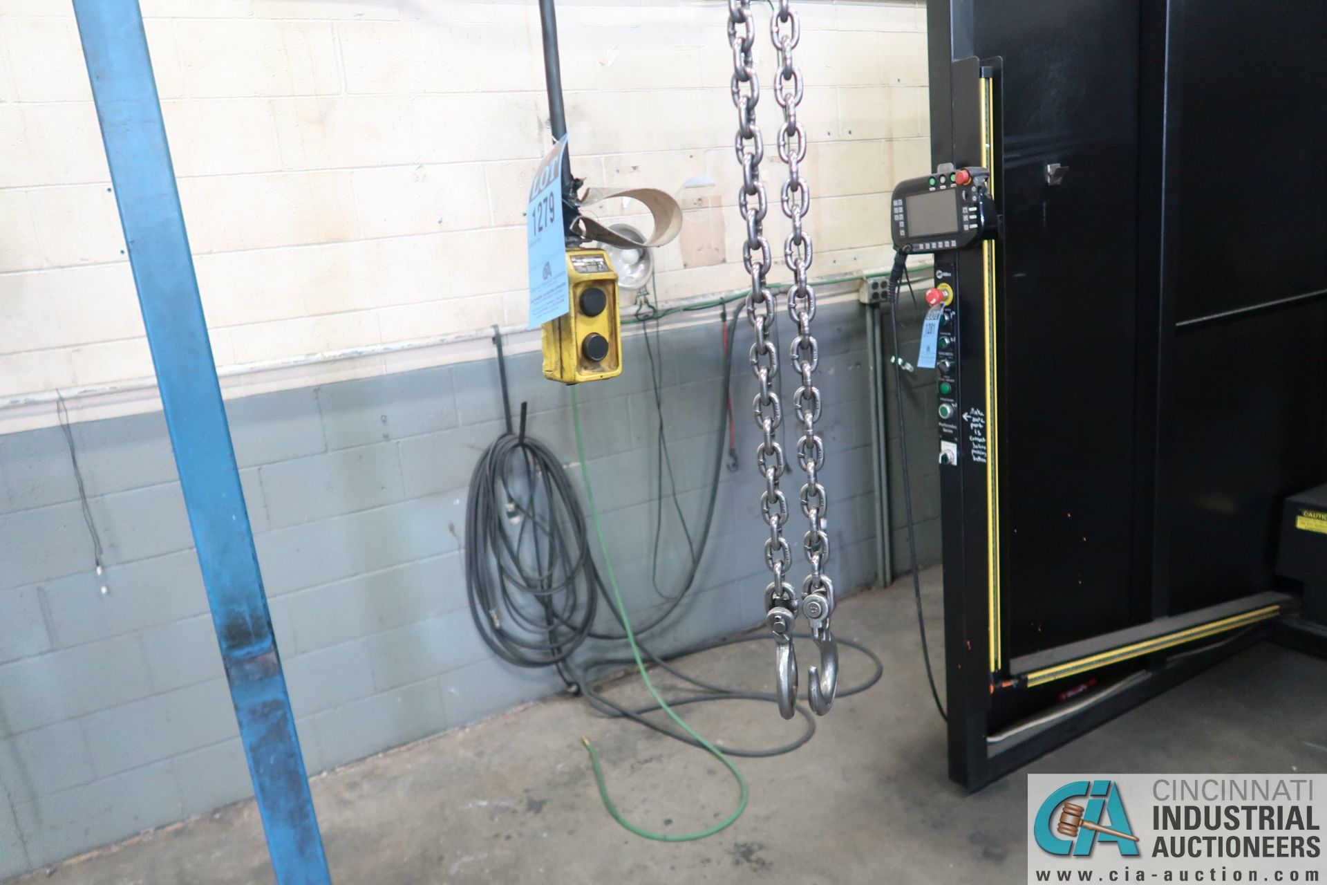 15' X 24' X 12' HIGH 1/2 TON GORBEL FREE STANDING CRANE SYSTEM WITH 1/2 TON BUDGIT ELECTRIC CHAIN - Image 4 of 5