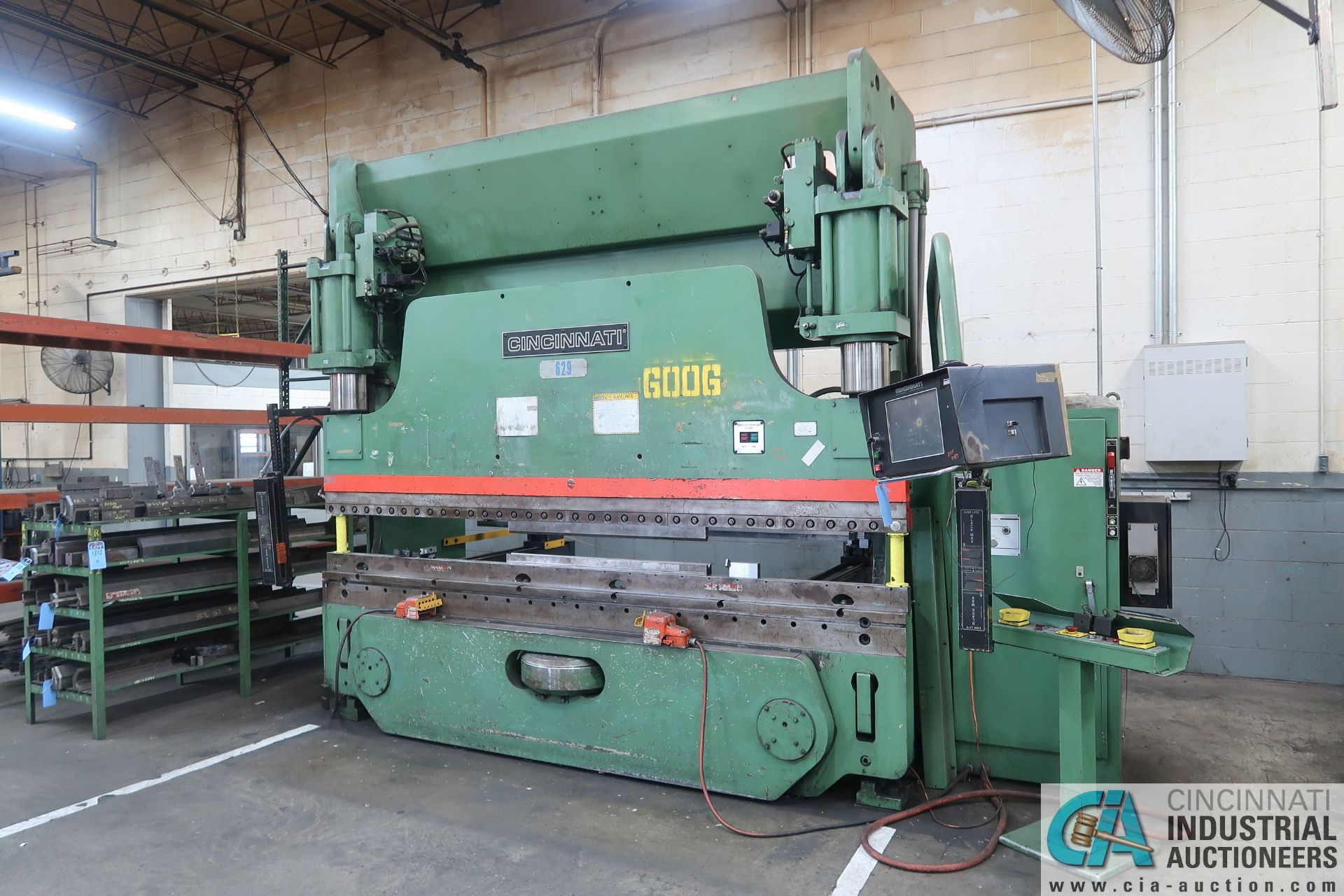 230 TON X 12' CINCINNATI 230AFX10FT AUTOFORM THREE-AXIS PRESS BRAKE W/ CROWNING; S/N 49647, 16" - Image 3 of 14