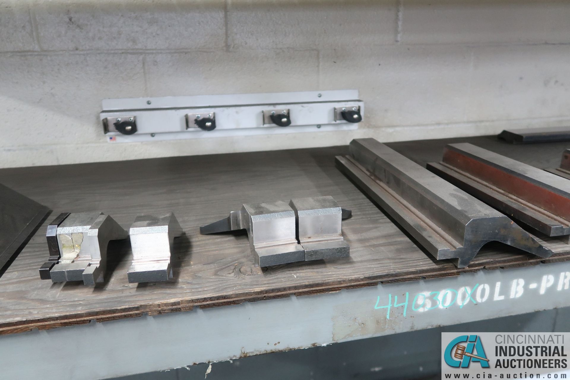 (LOT) (70) PRESS BRAKE DIES AND PUNCHES, 1/2" - 33" AND RACK - Image 3 of 9