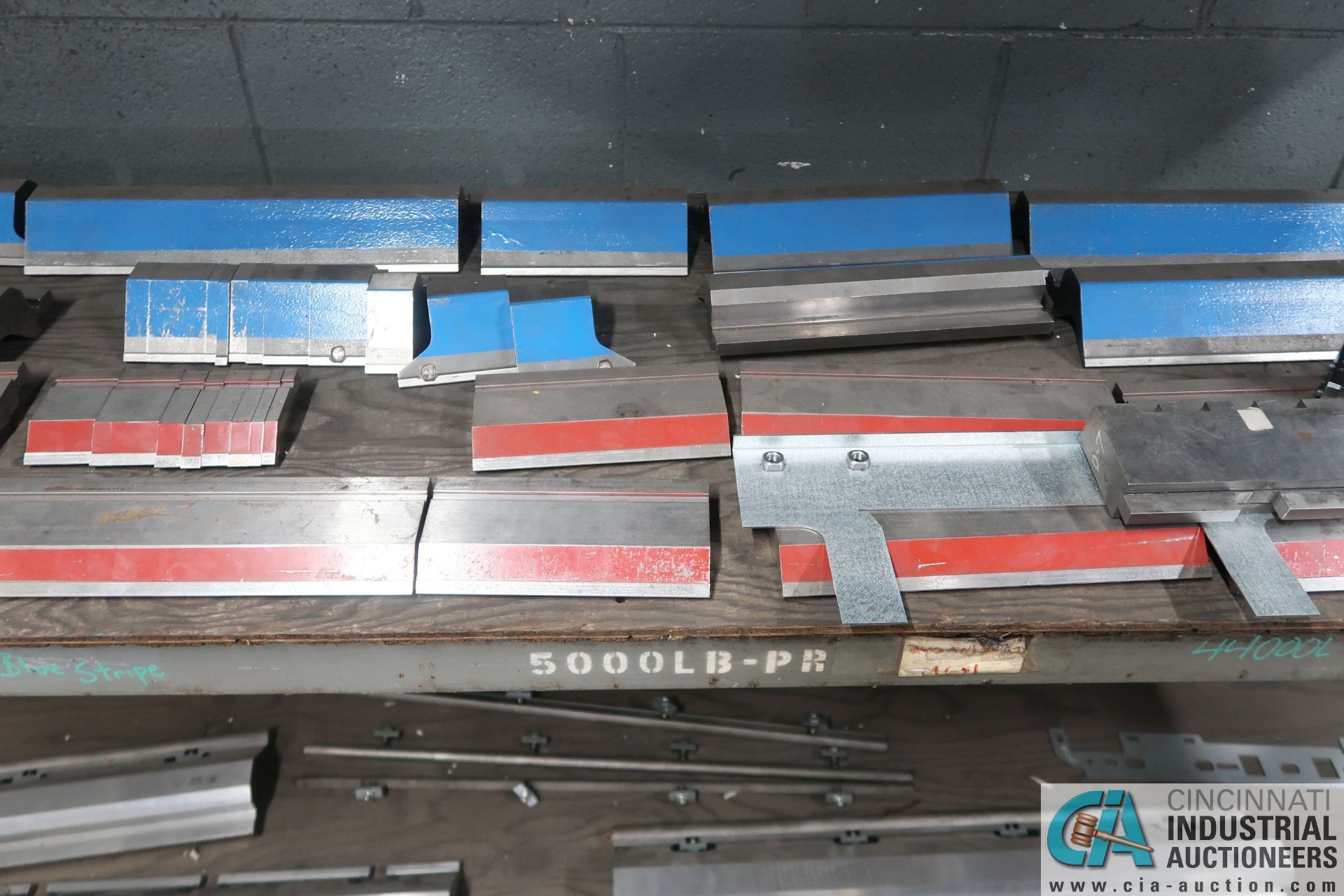 (LOT) (70) PRESS BRAKE DIES AND PUNCHES, 1/2" - 33" AND RACK - Image 6 of 9