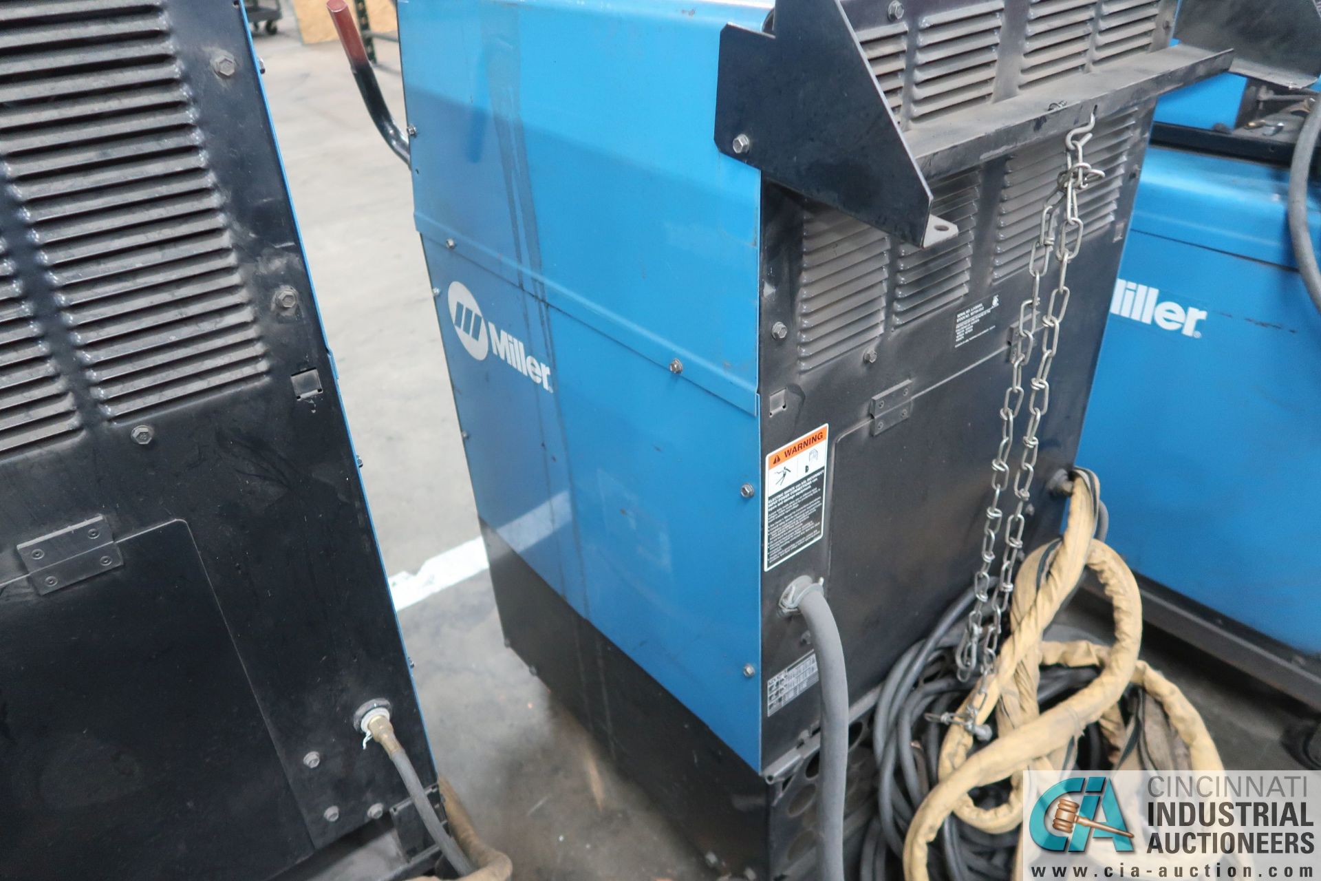 250 AMP MILLER SYNCROWAVE 250DX TIG WELDER; S/N LJ130565L - Image 5 of 5