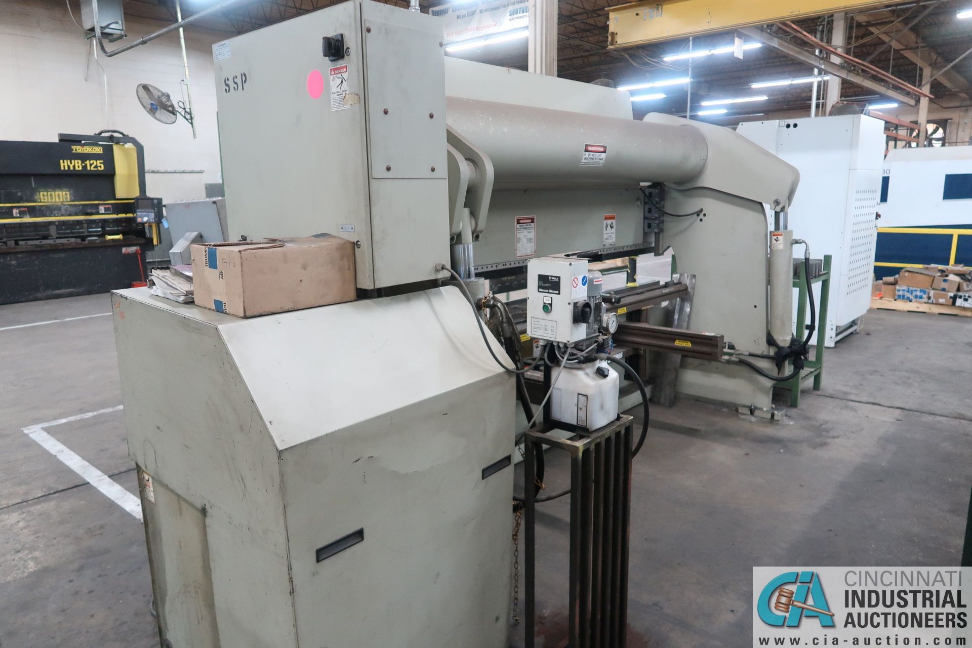 175 TON X 12' ACCURPRESS 717512 PRESS BRAKE; S/N 10305, BACK GAGE; (2009) - Image 3 of 14