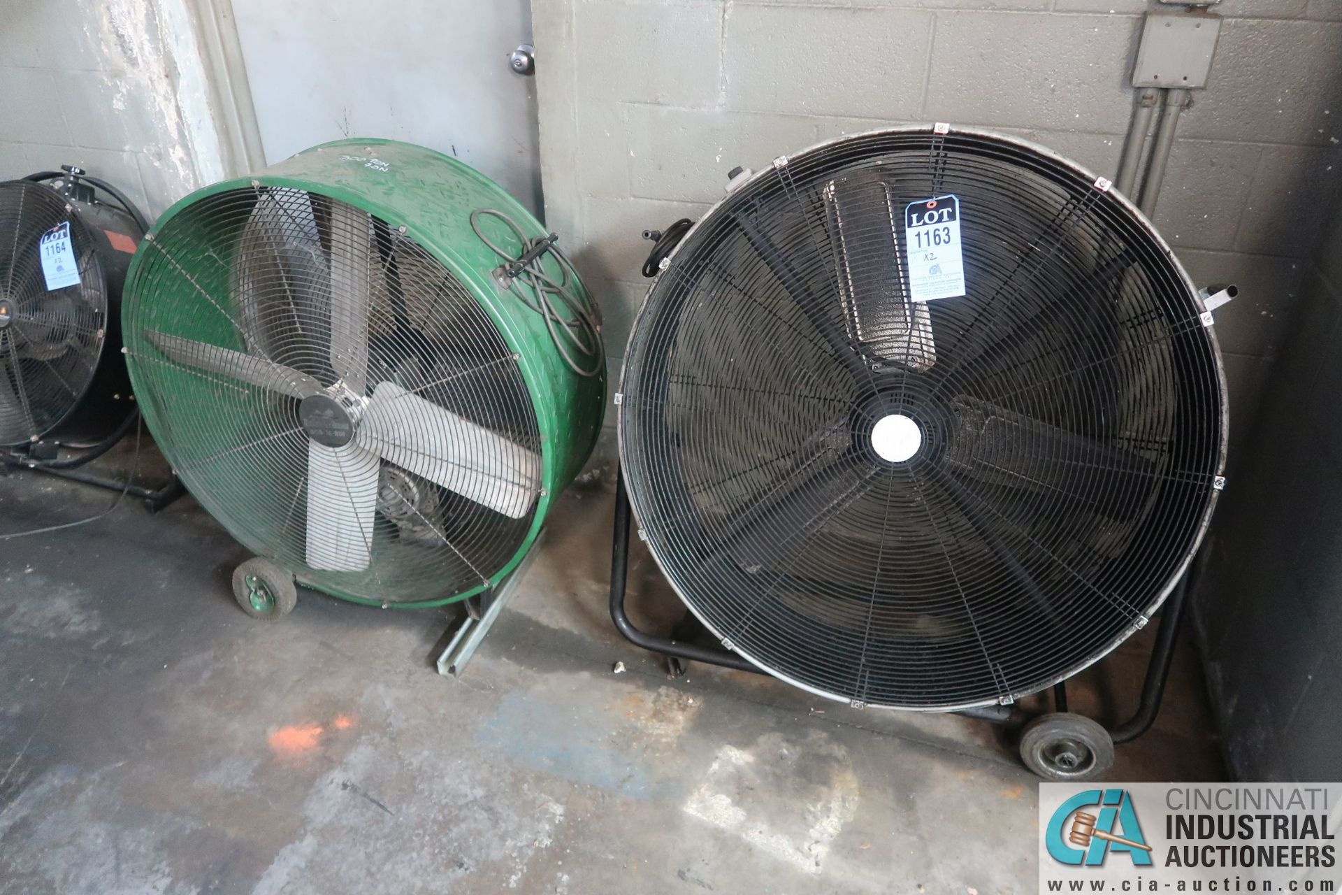 36" AIR CIRCULATORS