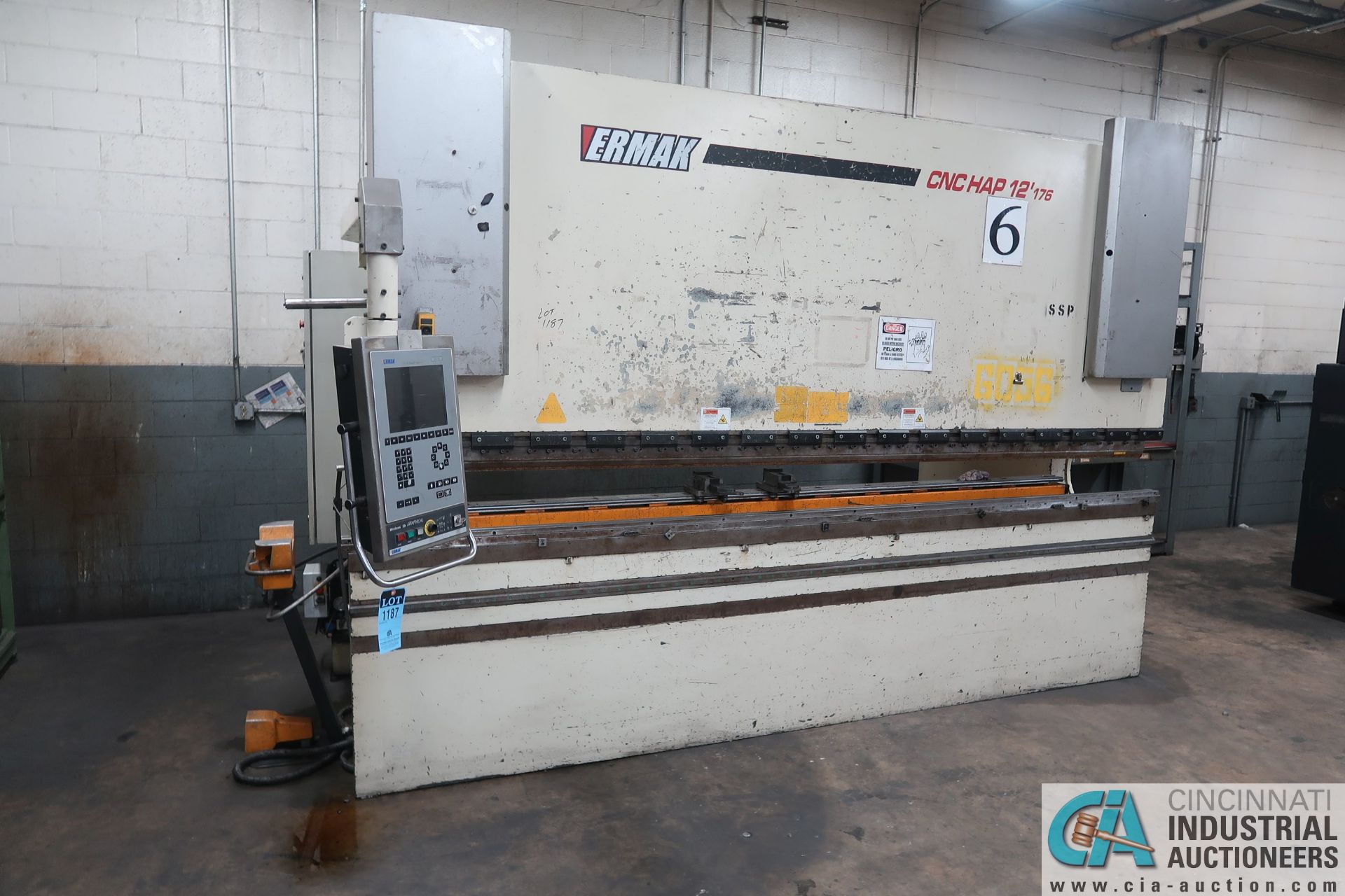 176 TON X 12' ERMAK CNCHAP12X176 CNC HYDRAULIC PRESS BRAKE; S/N SN20050490, BACK GAGE - Image 2 of 13