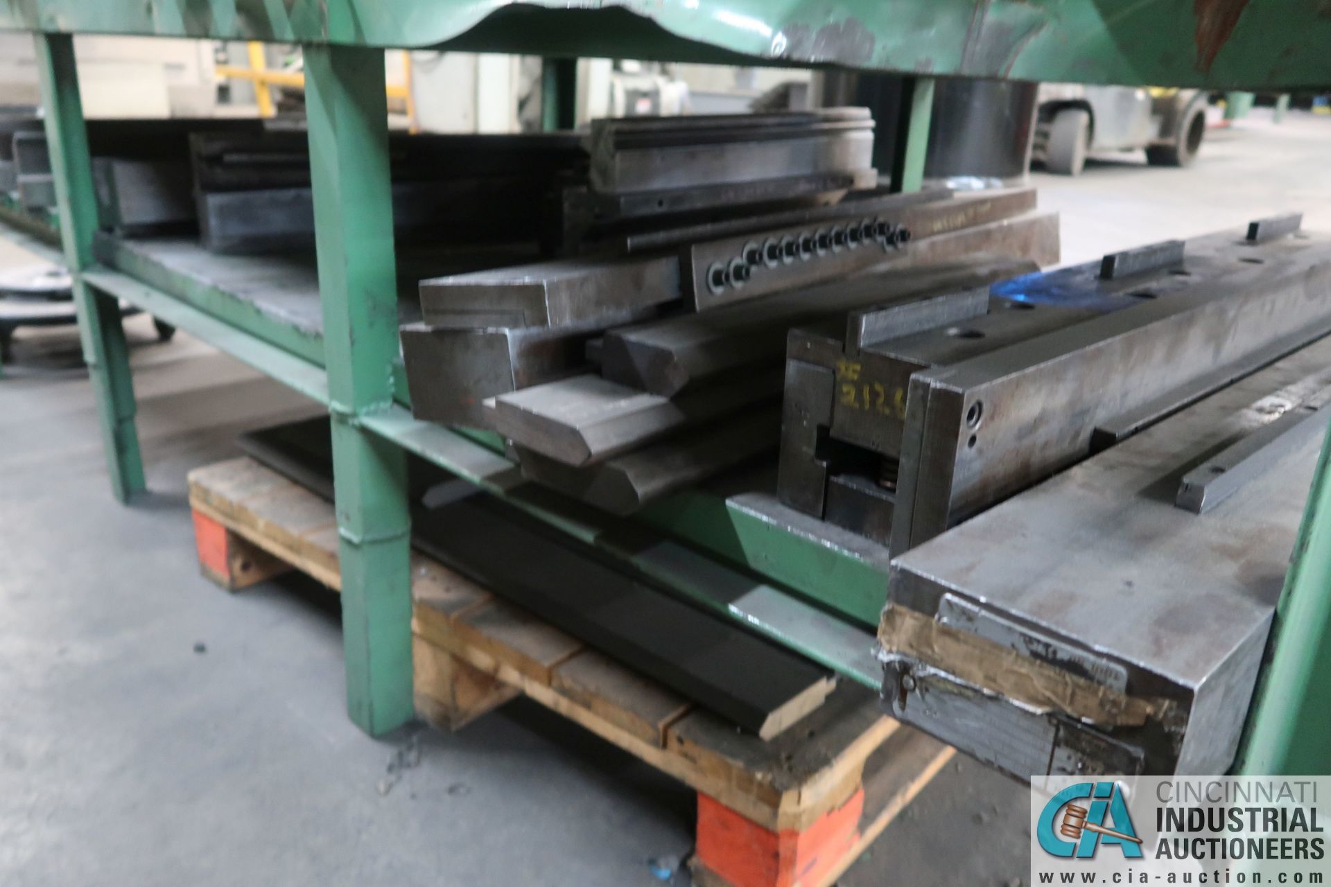 PRESS BRAKE DIES AND PUNCHES, 4" - 42" - Image 4 of 5