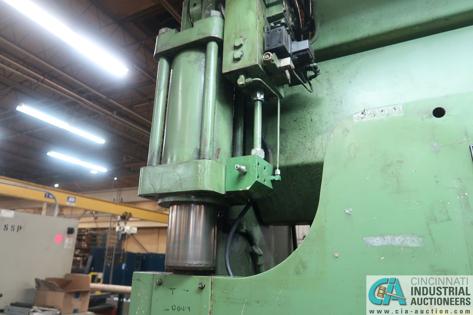 135 TON X 8' CINCINNATI 135AFX6FT AUTOFORM SIX-AXIS PRESS BRAKE W/ CROWNING; S/N 47003, 14" - Image 11 of 13