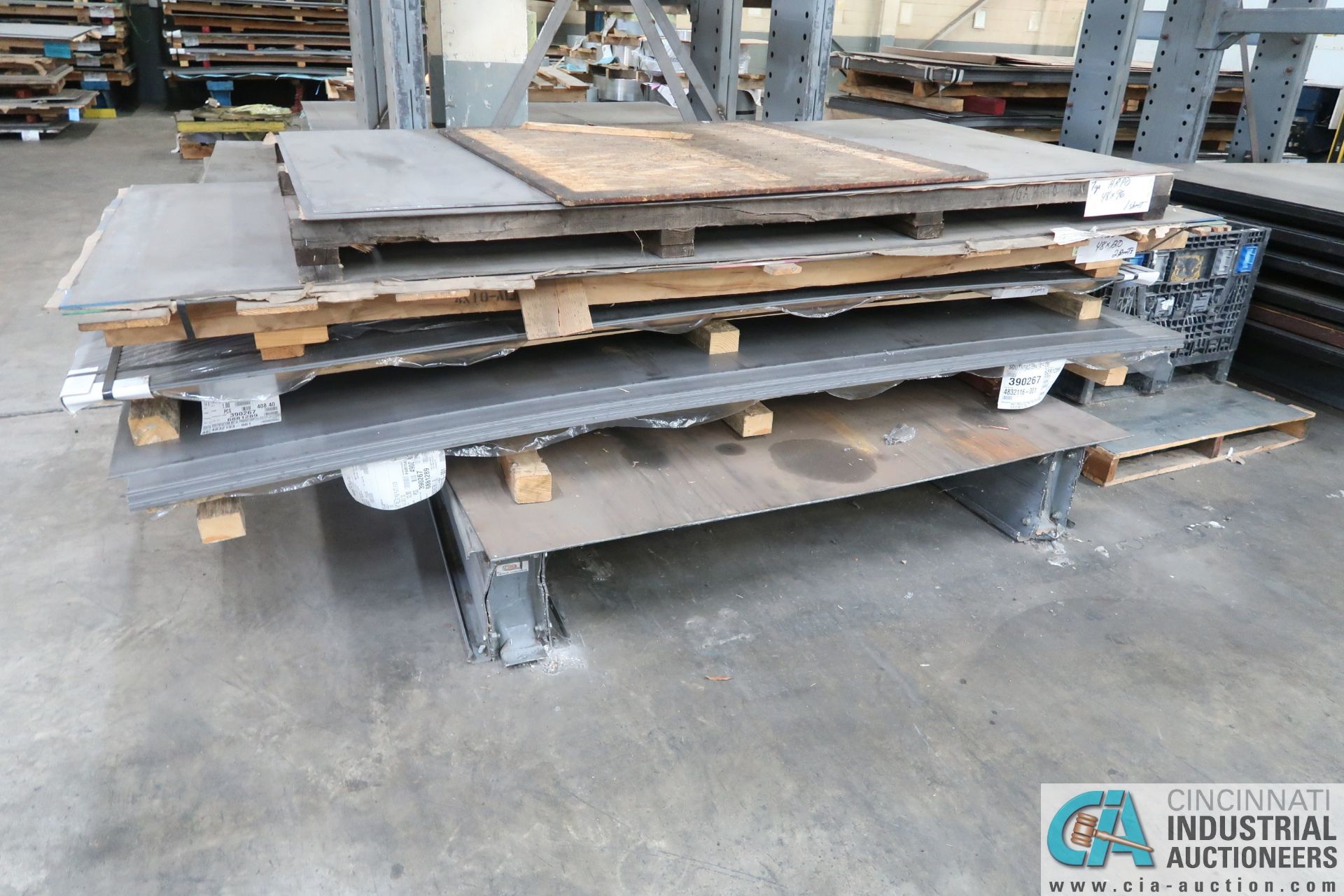 (LOT) VARIOUS SIZE ANG GAUGE SHEET STEEL STOCK, APPROX. 565 SHEETS **See last photos for an update - Image 12 of 14