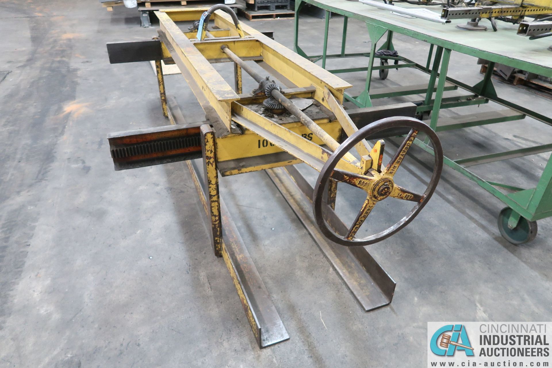 5 TON X 120" MANSAUER MANUAL STANDARD CRANE TYPE PALLET MOVER; S/N 30-286 - Image 3 of 5