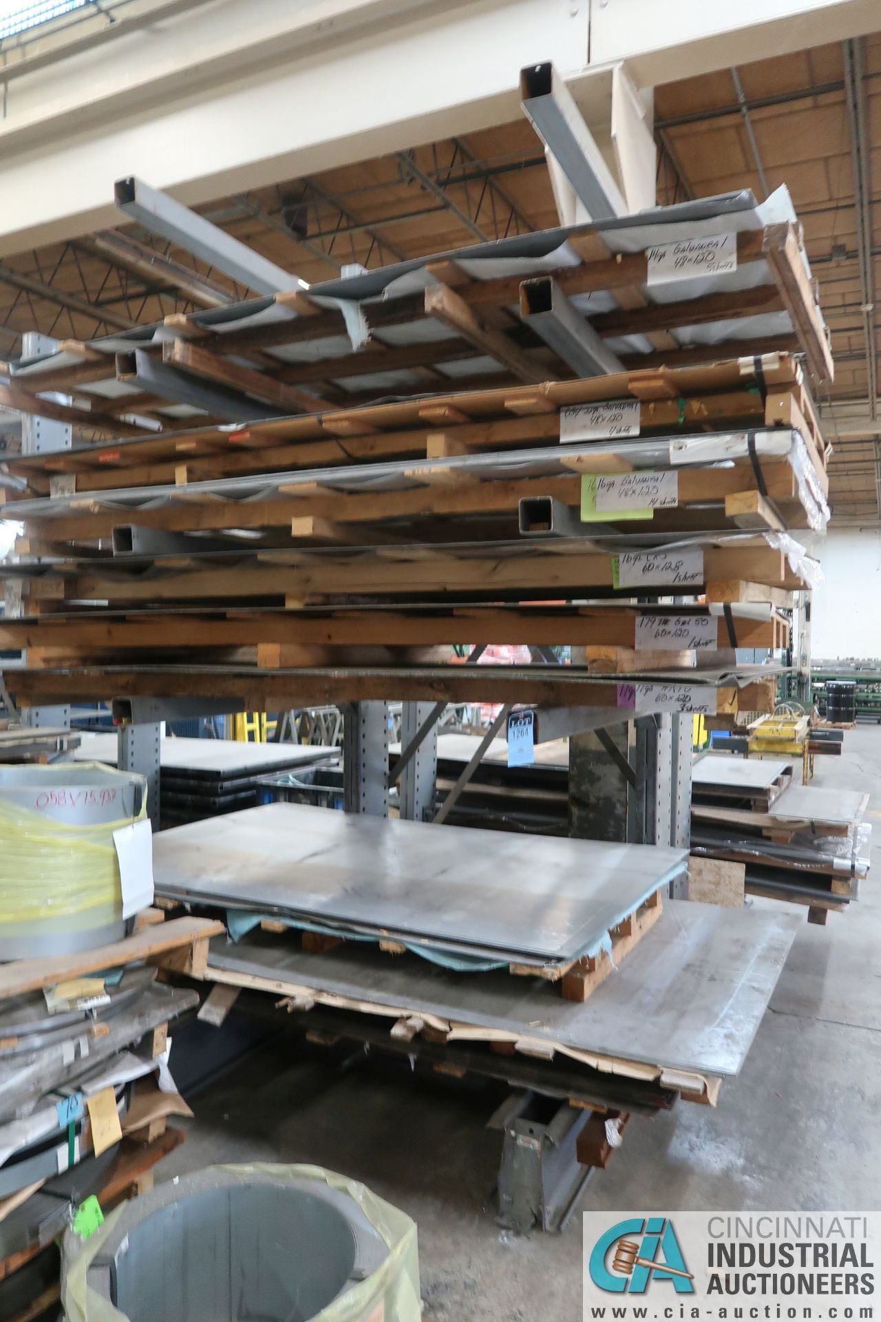 (LOT) VARIOUS SIZE ANG GAUGE SHEET STEEL STOCK, APPROX. 565 SHEETS **See last photos for an update - Image 10 of 14