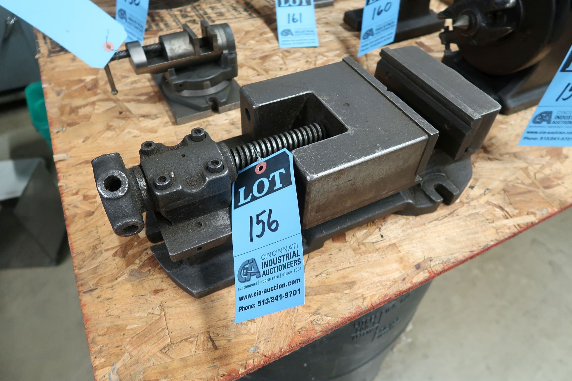 7" MACHINE VISE