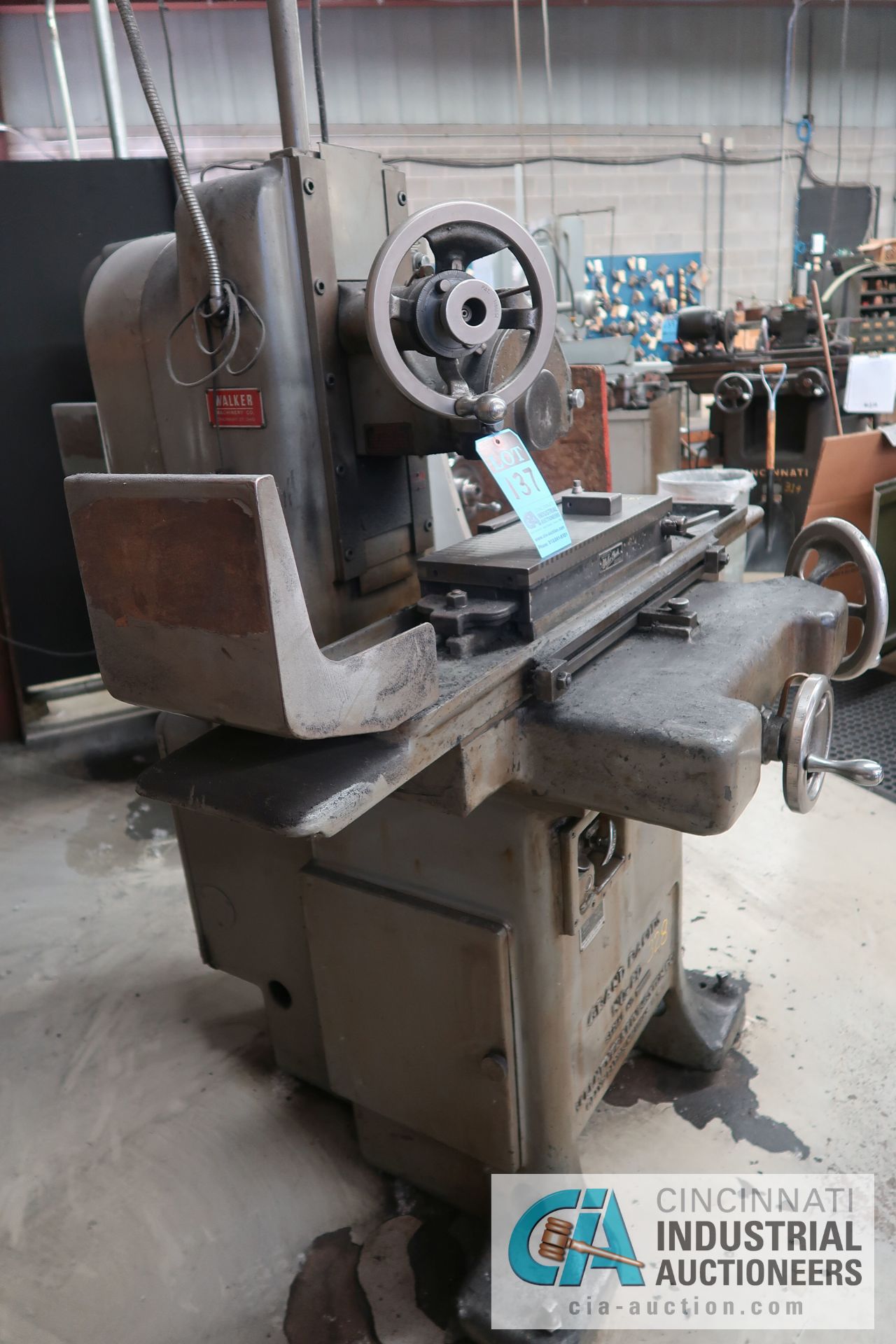 6" X 18" GALLMEYER AND LIVINGSTON MODEL 20 HAND FEED SURFACE GRINDER; S/N S-20089 - Image 6 of 9