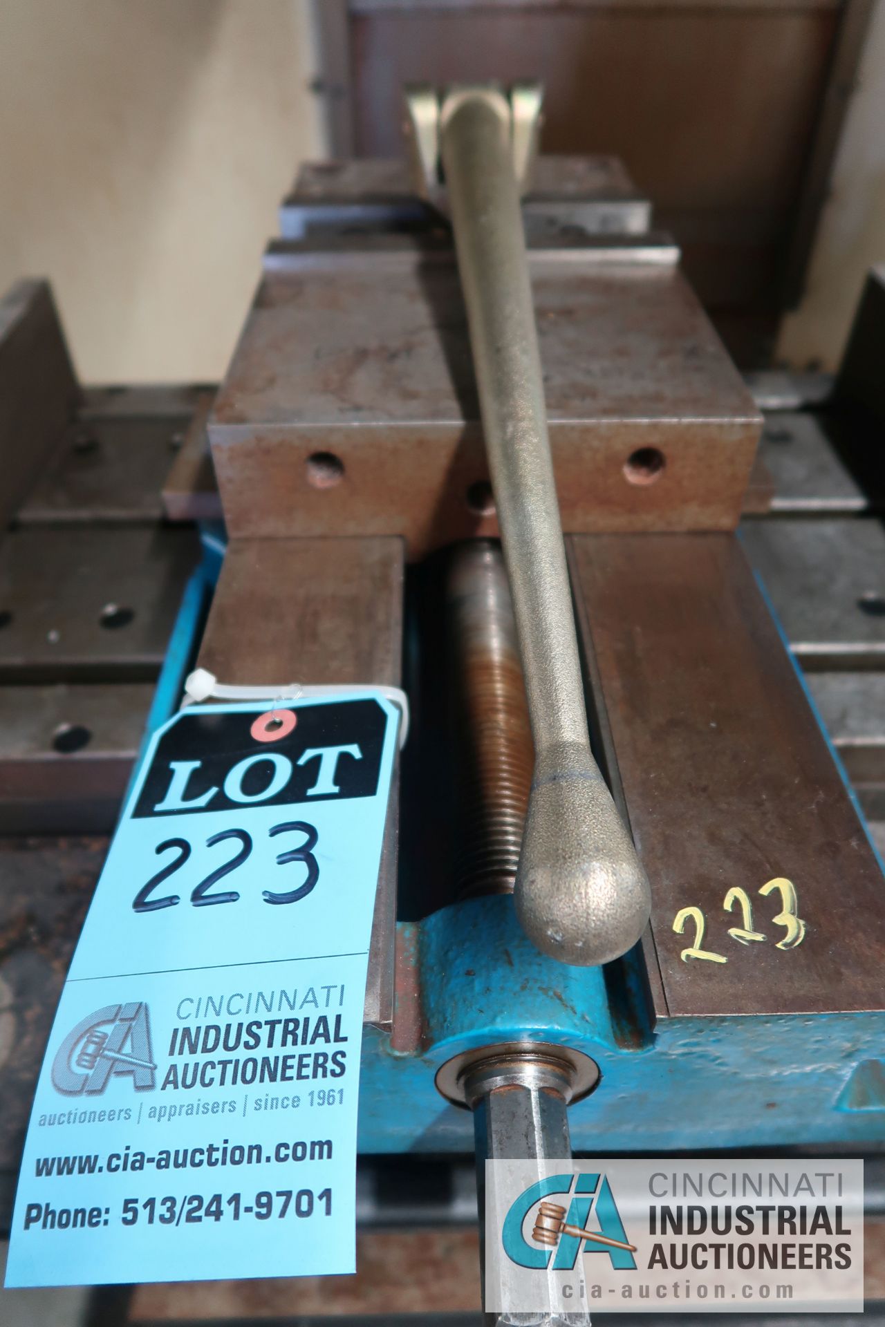 8" KURT MODEL D810 PRECISION MILL VISE