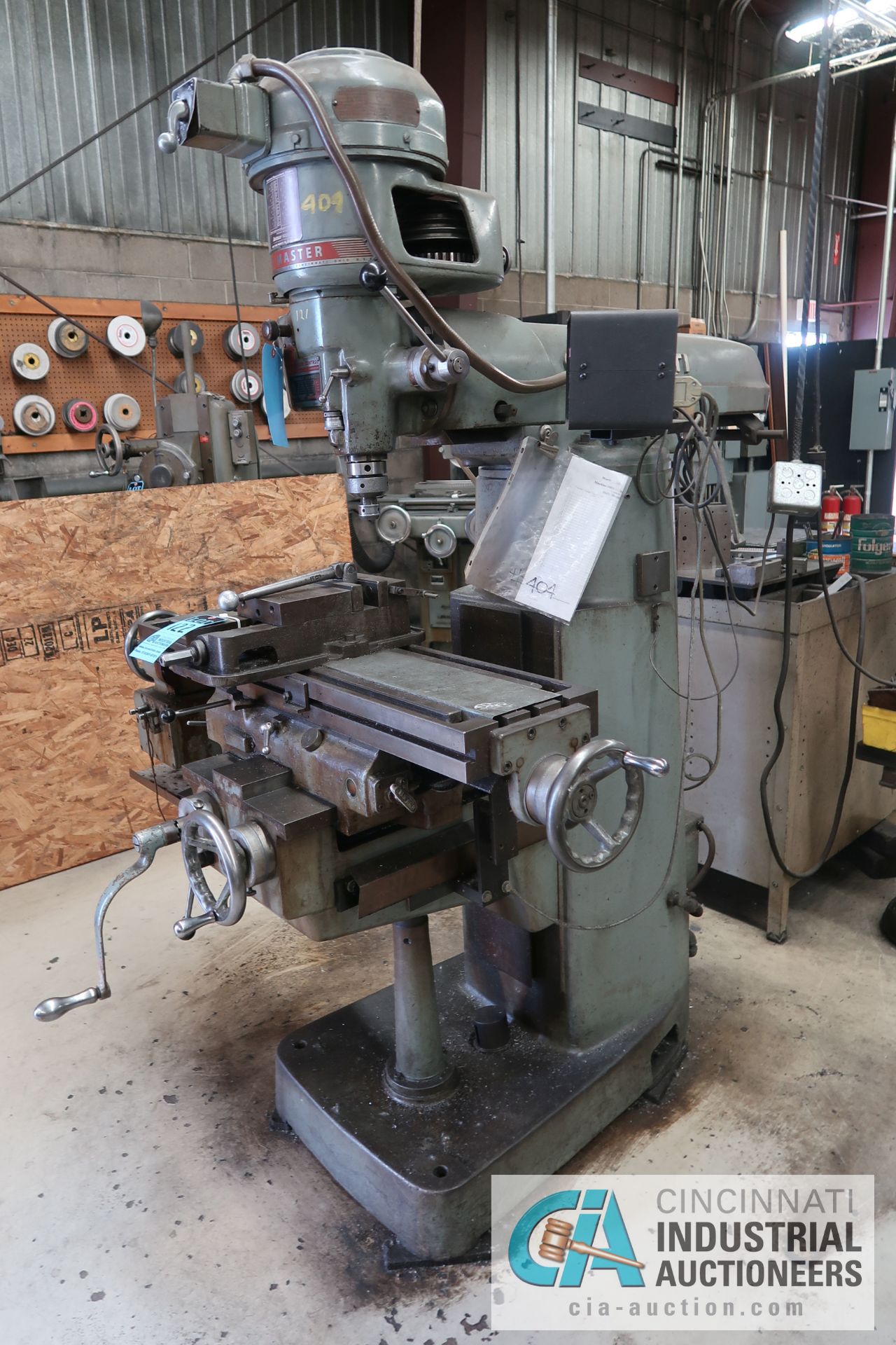 3/4 HP CINCINNATI MILLING TOOLMASTER VERTICAL MILLING MACHINE; S/N 6J1V5C-215, 108-3,825 RPM SPINDLE - Image 3 of 9