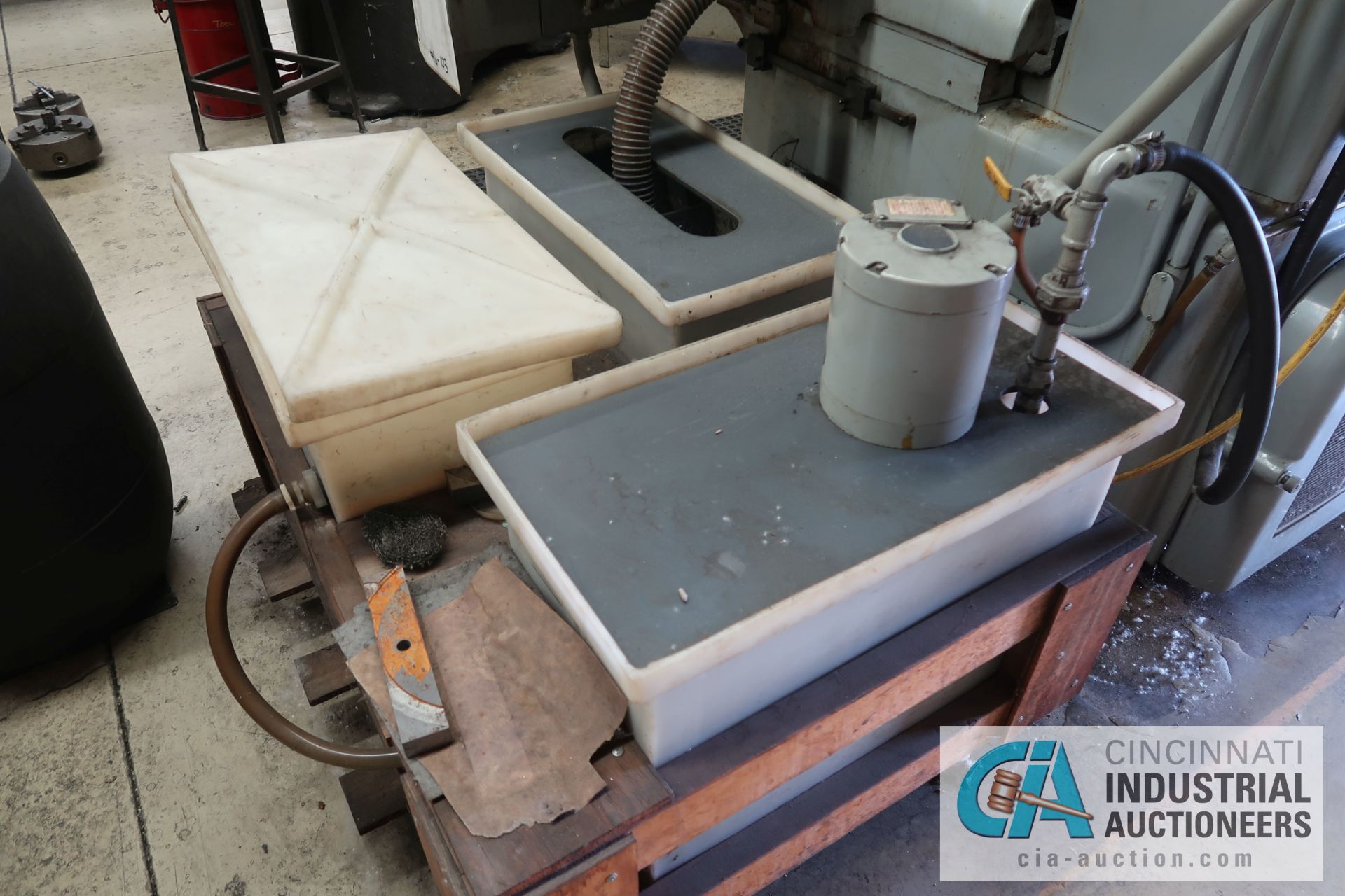 12" X 24" GALLMEYER AND LIVINGSTON MODEL 373 HYDRAULIC SURFACE GRINDER; S/N 373-404, 12" X 24" - Image 12 of 15