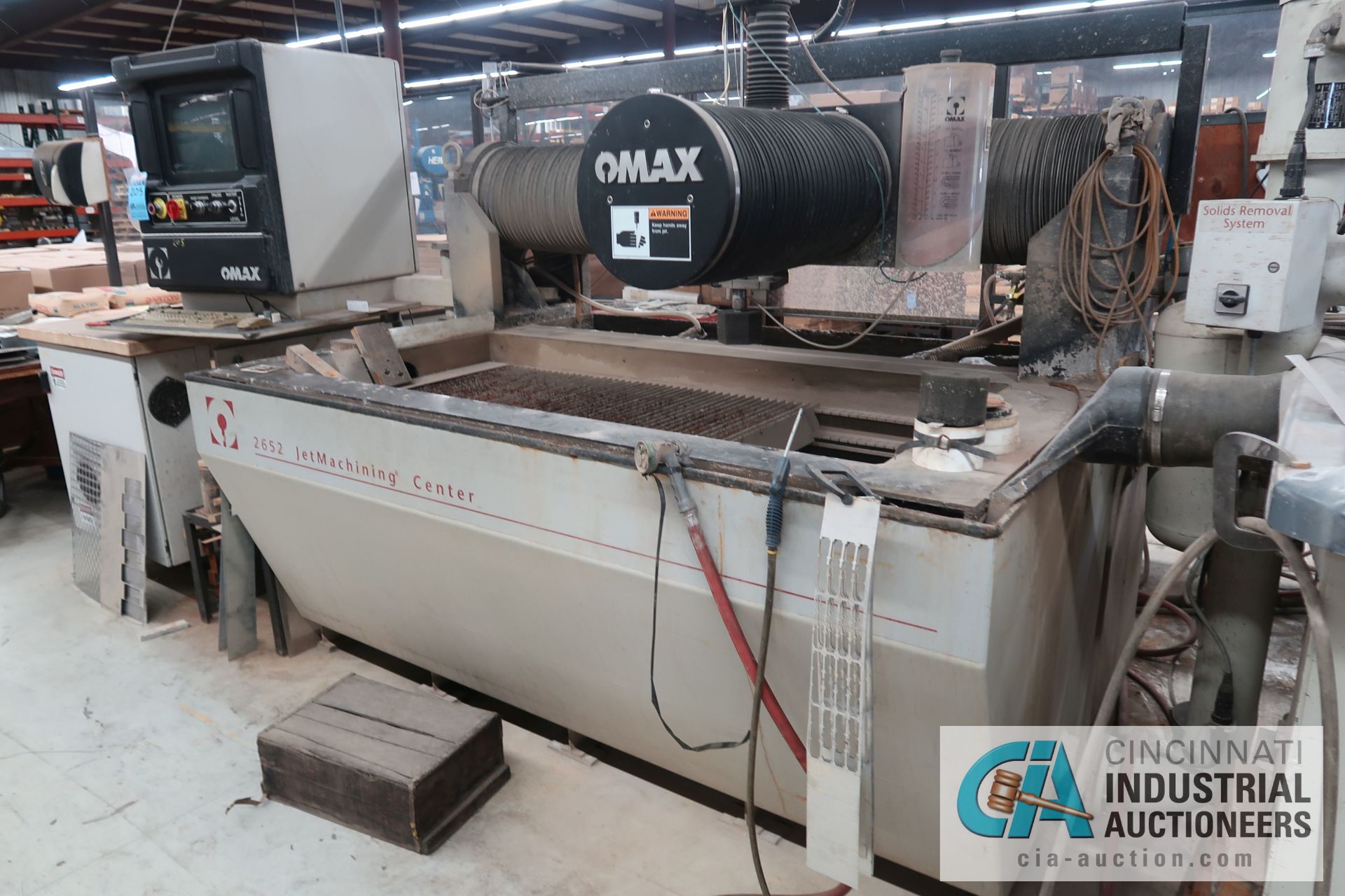 26" X 52" OMAX MODEL 2652 WATERJET CUTTING MACHINE; S/N A511714, 50,000 PSI PUMP UNIT, 36" X 63" - Image 2 of 8