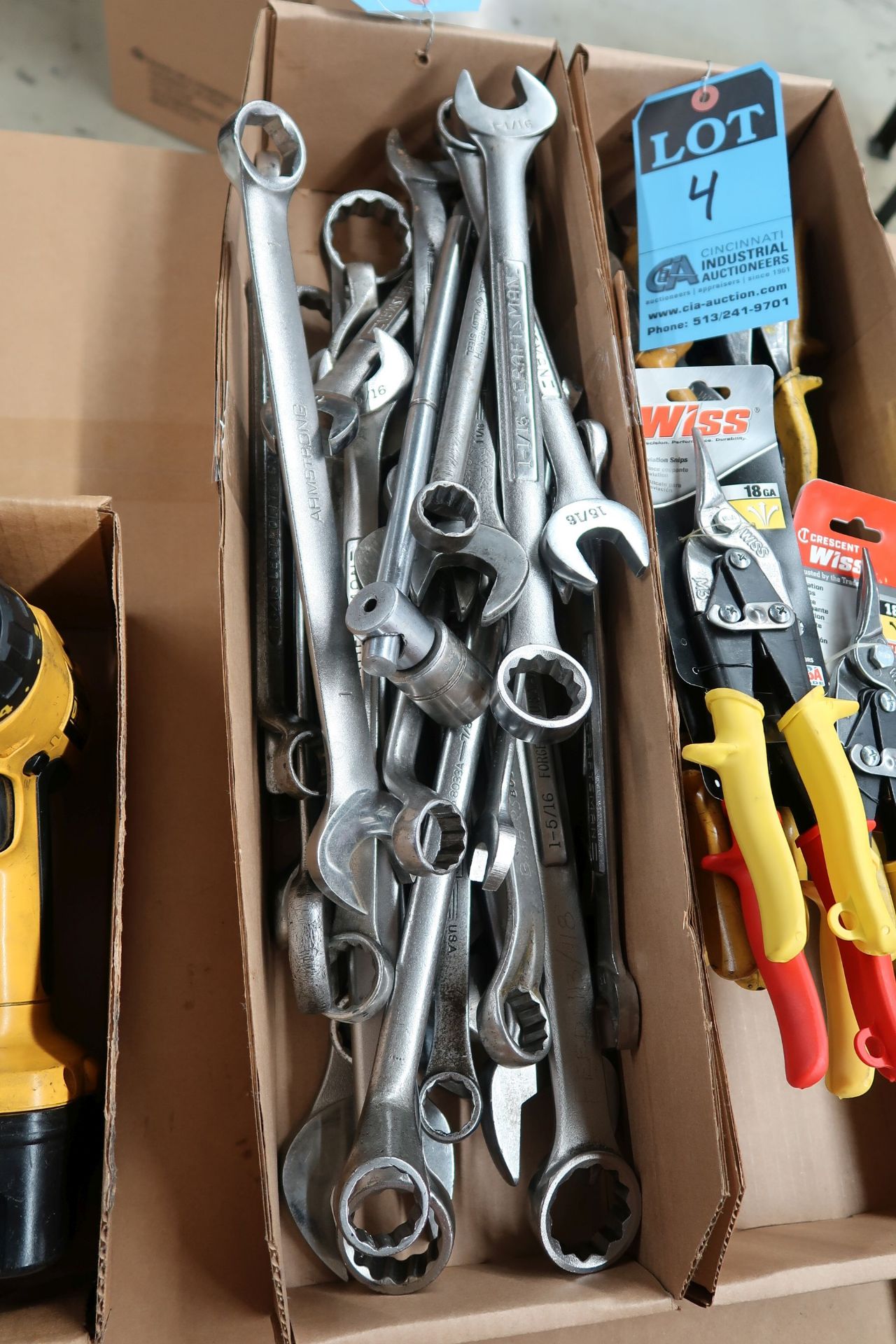 (LOT) COMBINATION WRENCHES