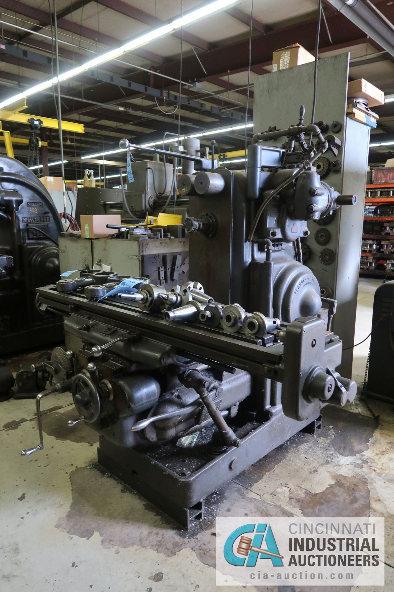 MILWAUKEE MODEL H HORIZONTAL MILLING MACHINE; S/N 57-3267, WITH VERTICAL HEAD AND (2) K&T 57-3267