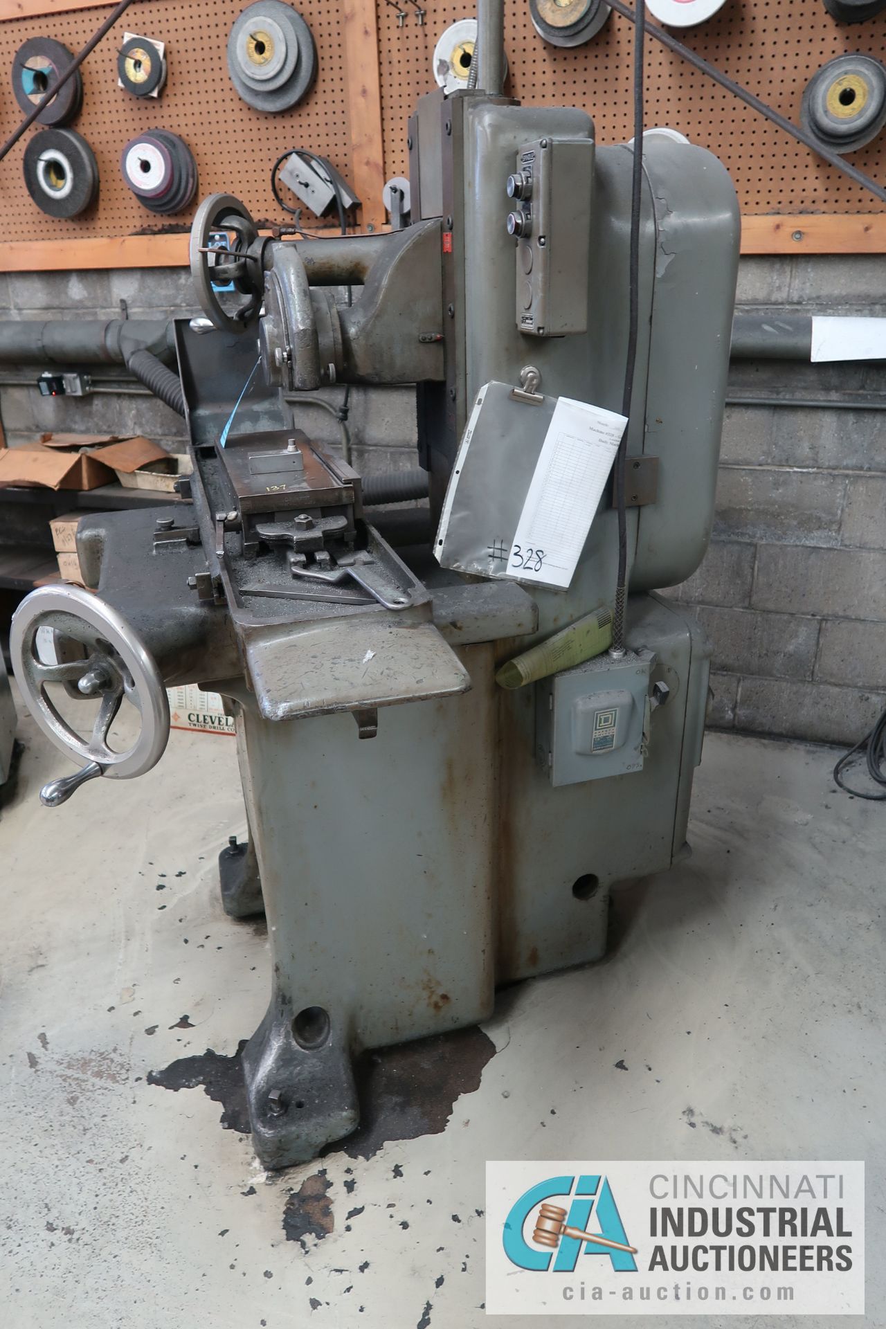 6" X 18" GALLMEYER AND LIVINGSTON MODEL 20 HAND FEED SURFACE GRINDER; S/N S-20089 - Image 7 of 9