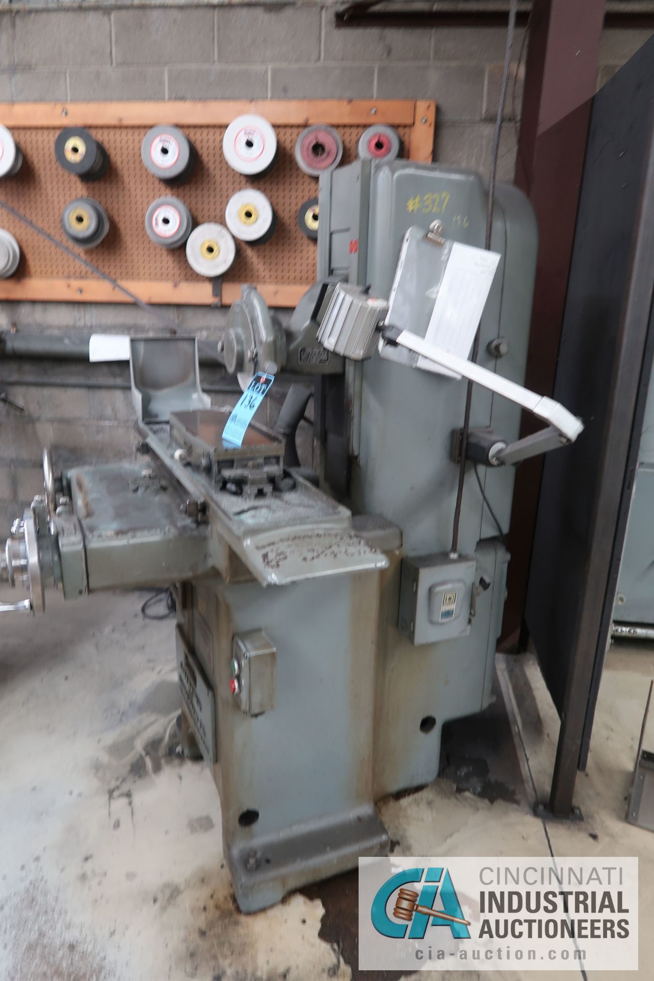 6" X 18" GALLMEYER AND LIVINGSTON MODEL 20 HAND FEED SURFACE GRINDER; S/N S-20159 *NEW 1965* - Image 4 of 7