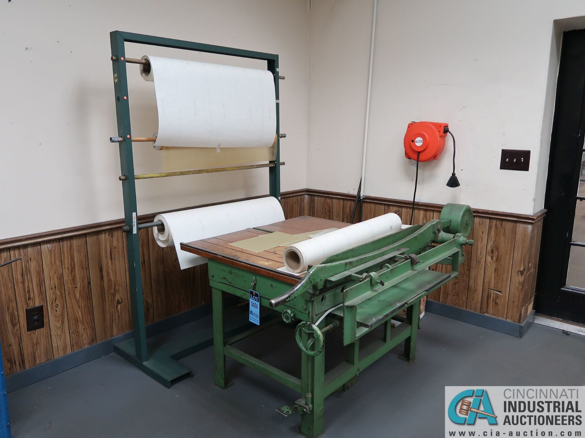 36" MANUAL PAPER CUTTER WITH RACK