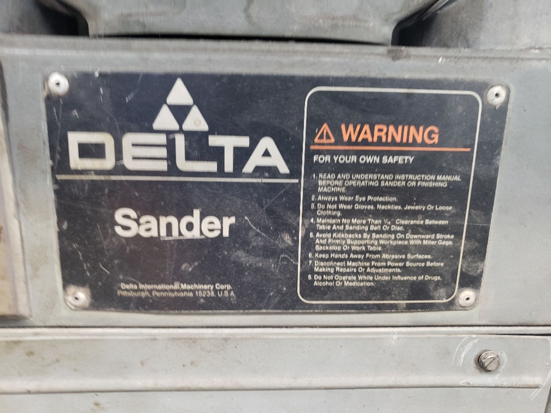 6" / 12" DELTA BELT / DISC SANDER - Image 5 of 5