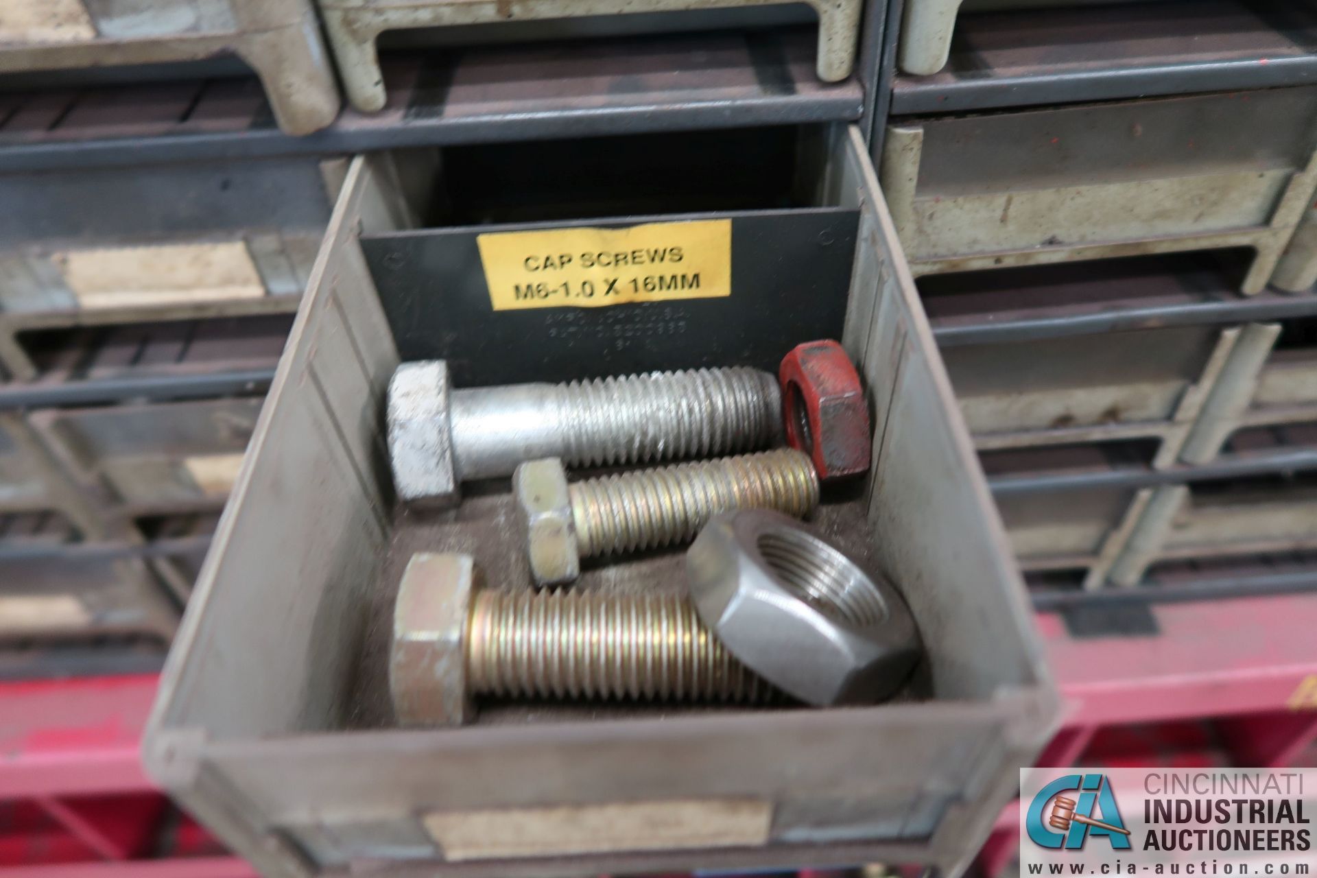 9-COMPARTMENT PIGEON HOLE HARDWARE CABINET WITH MISCELLANEOUS HARDWARE AND 32-DRAWER HARDWARE - Image 8 of 9