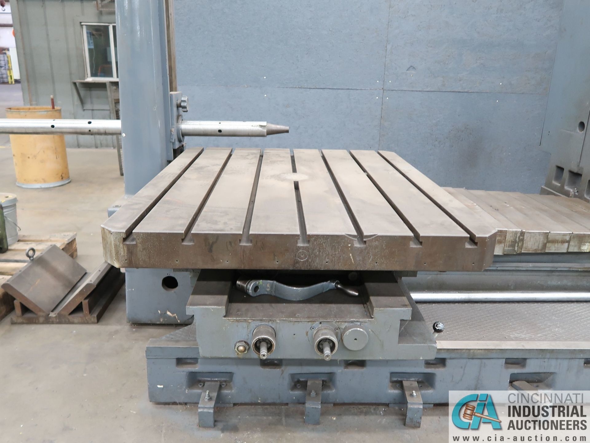 4" SUMMIT MODEL BHM4 ROTARY TABLE HORIZONTAL BORING MILL; S/N 140.39/609, 4' X 4' ROTARY TABLE, 9- - Image 4 of 11