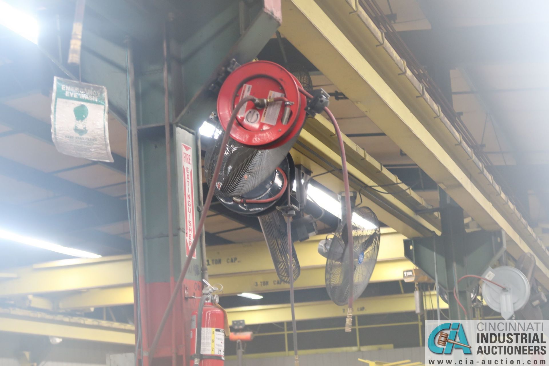 HANGING AIR HOSE REELS THROUGHOUT THE BUILDING - Image 4 of 7
