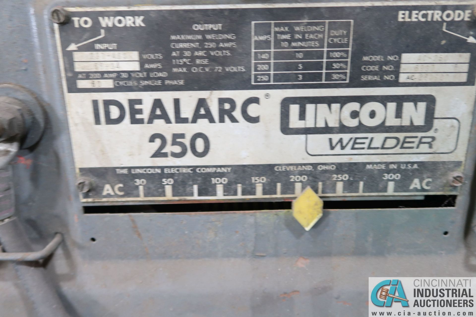 250 AMP LINCOLN IDEALARC 250 WELDER; S/N AC280907 - Image 4 of 4