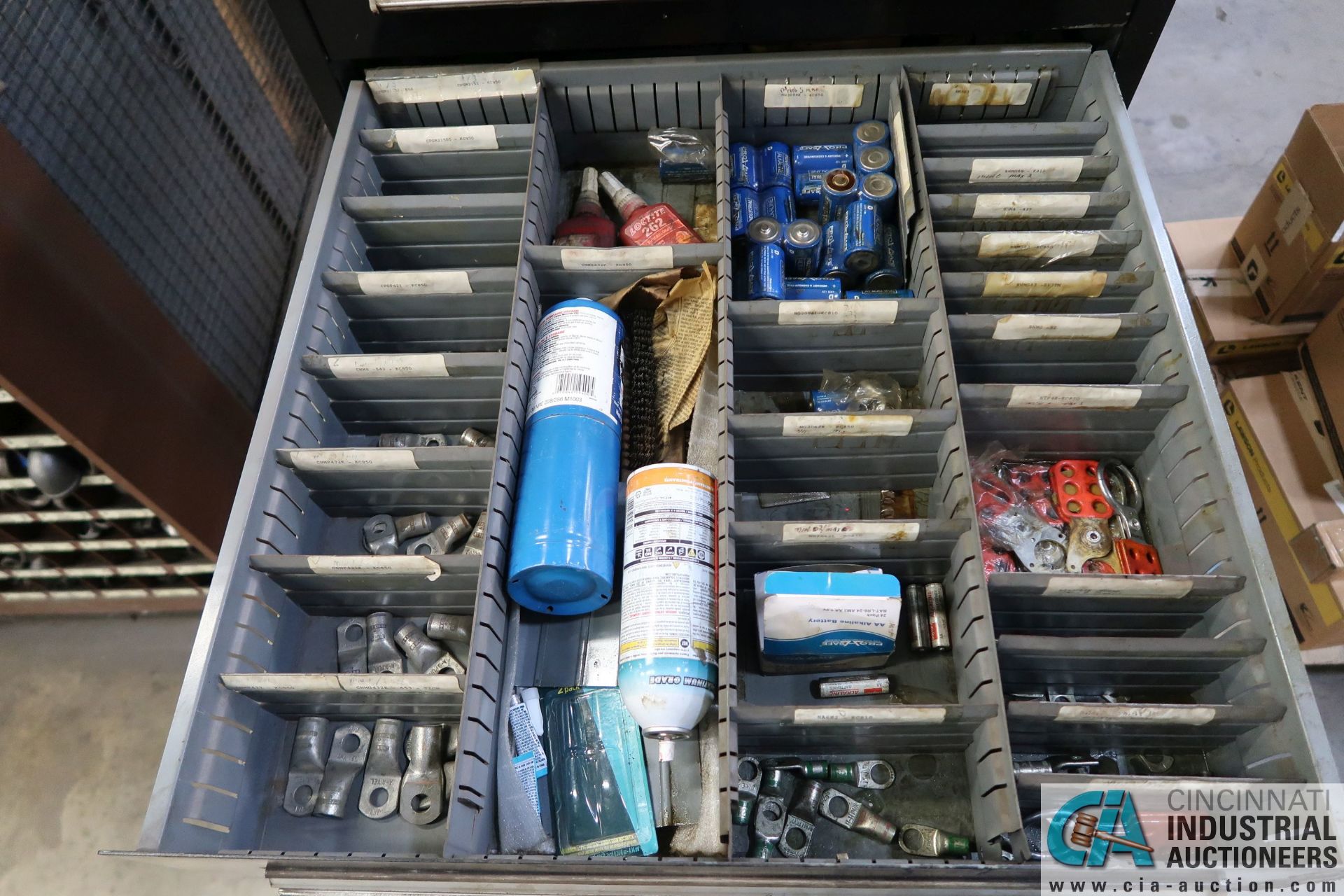 8-DRAWER HARDWARE CABINET WITH CONTENTS - Image 3 of 9