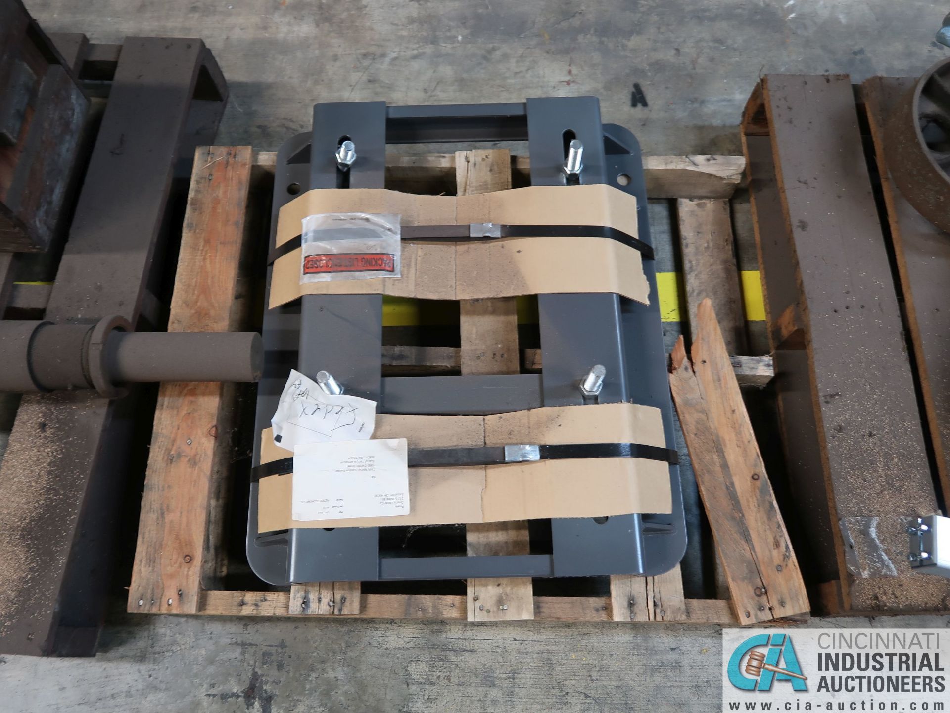 SKIDS INCLUDING WHEELS, MACHINE BASE, SHAFTS - Image 5 of 5