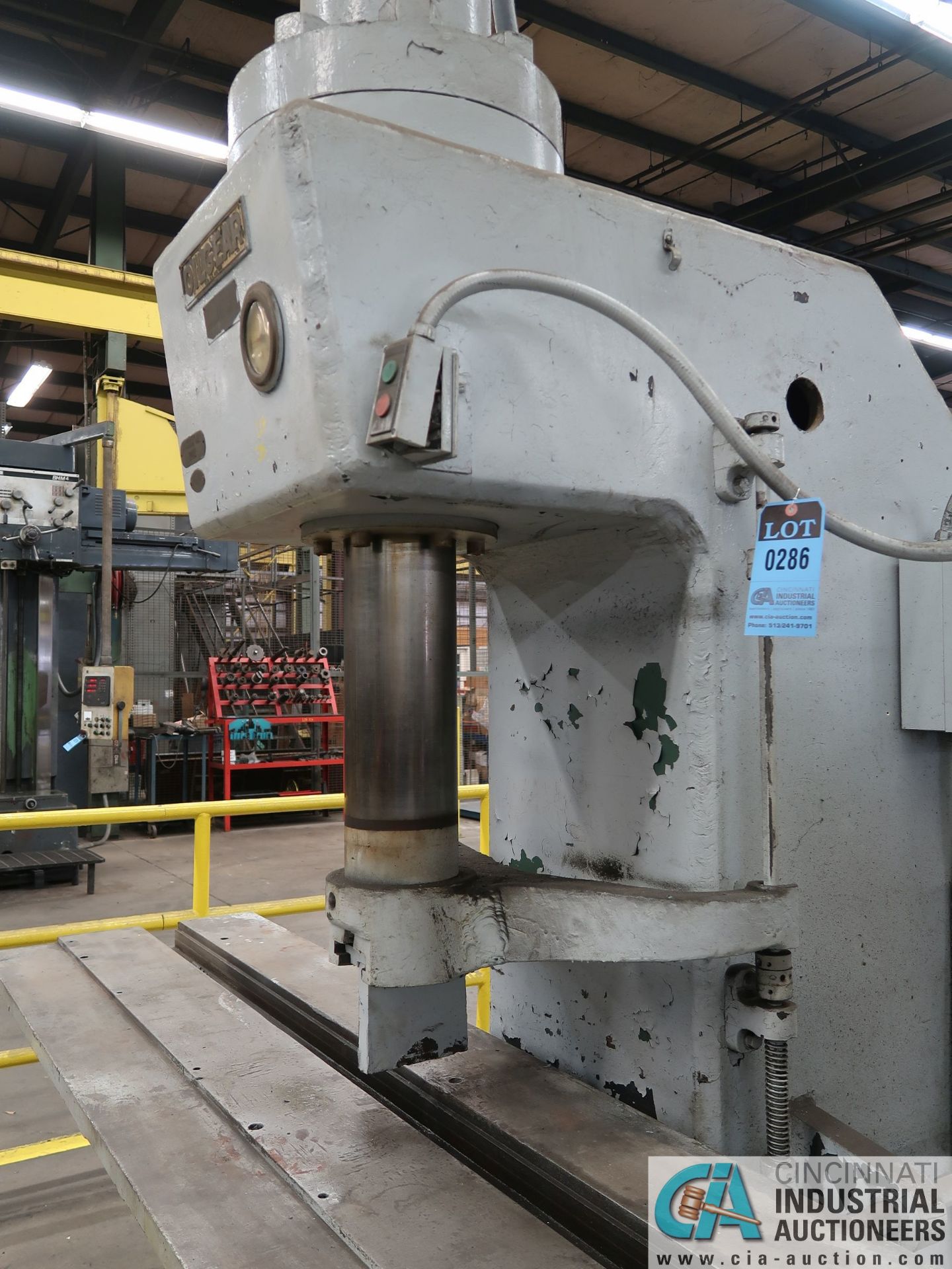 75 TON OILGEAR HYDRAULIC PRESS; S/N 31868, 96" X 24" TABLE - Image 6 of 10