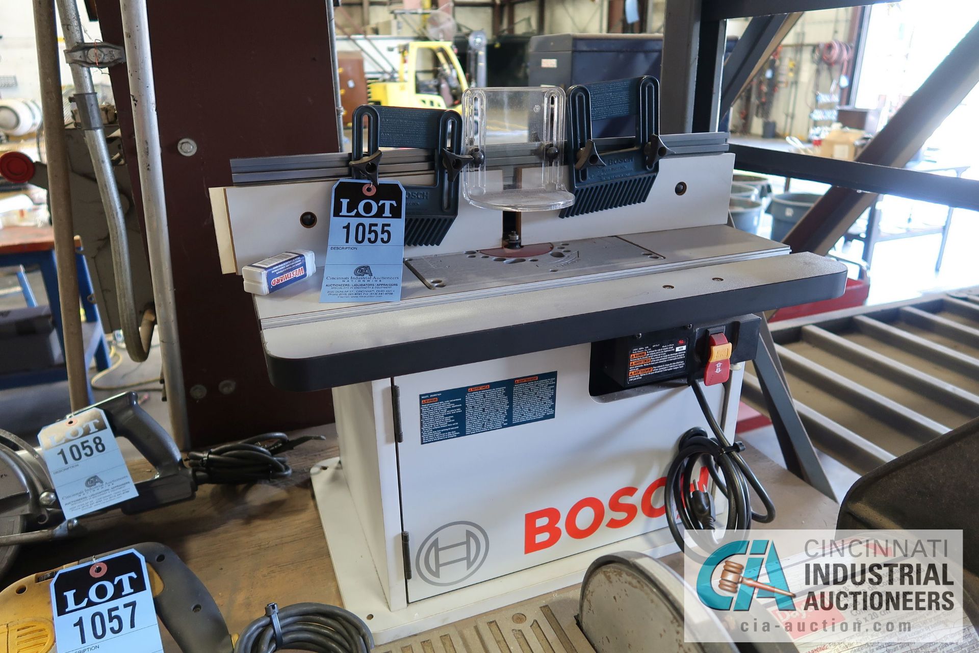 BOSCH MODEL RA1171 TABLE TOP ROUTER