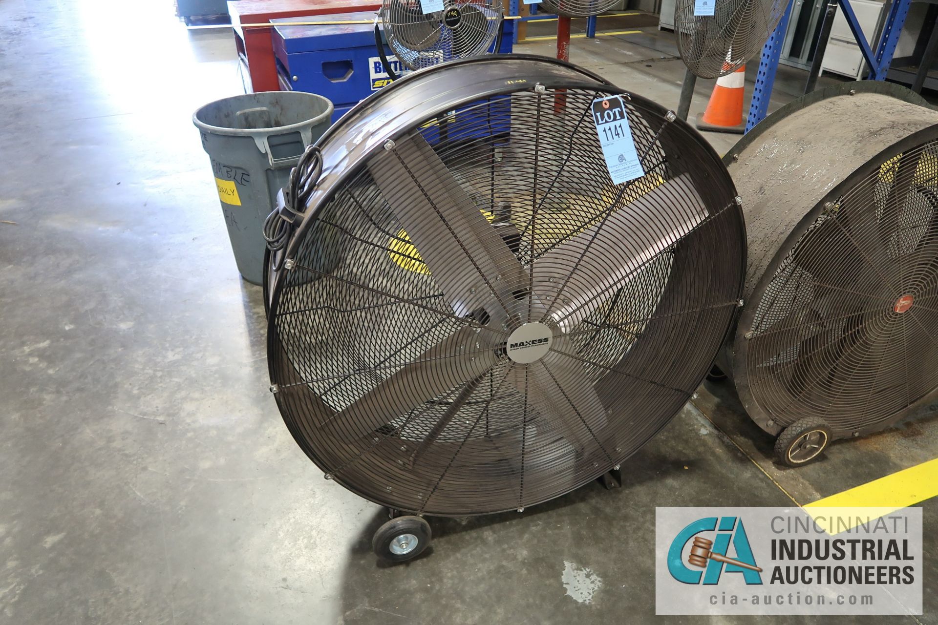 46" DIAMETER FLOOR FAN