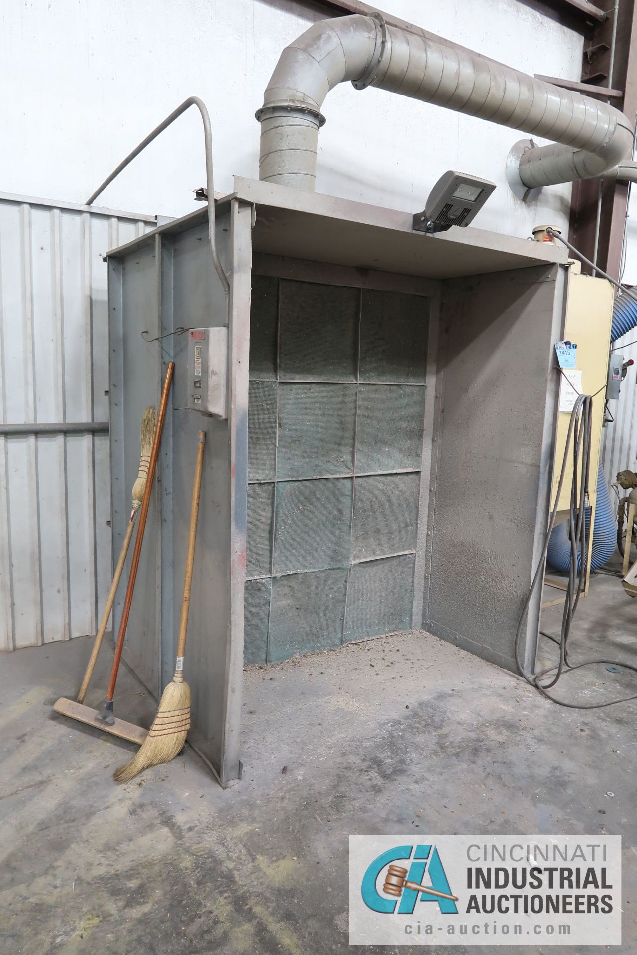 6' X 7' BACK DRAFT SPRAY BOOTH **TAW WILL COVER OPENING IN WALL** - Image 2 of 2