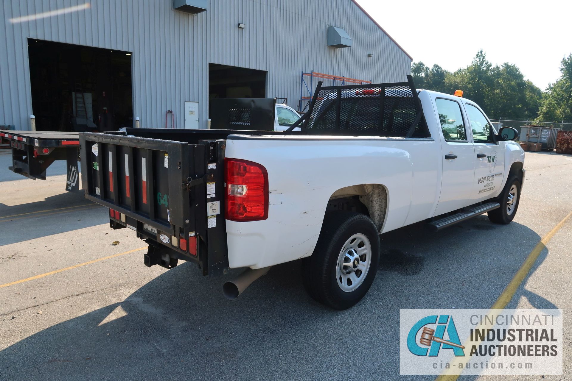 2012 CHEVROLET 3500HD QUAD CAB DIESEL ENGINE PICKUP TRUCK; VIN # 1GC4CZC82CF119703, 6.6 LITER V-8 - Image 3 of 8