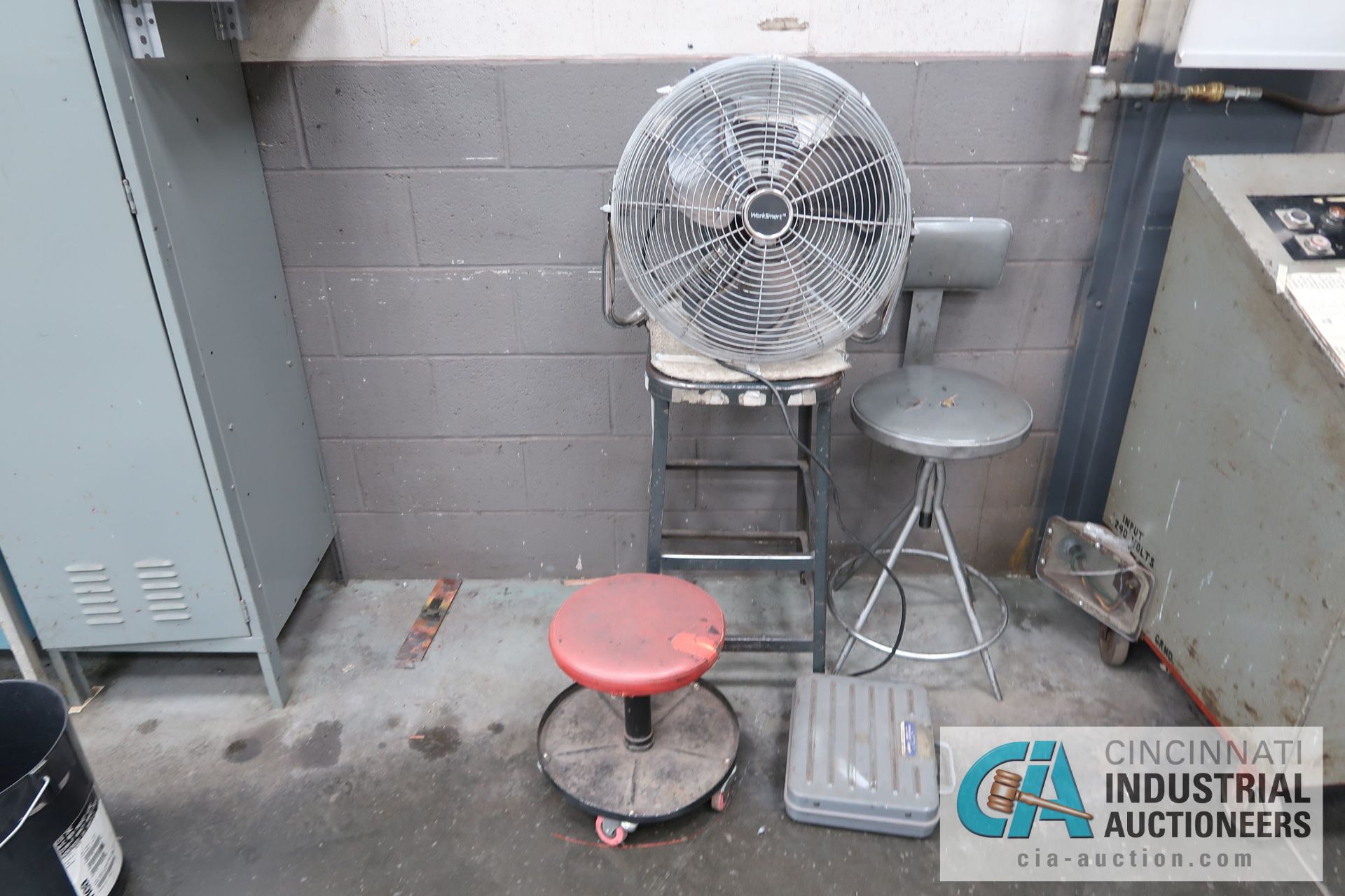 (LOT) (3) CABINETS WITH CONTENTS, CHAIRS, FAN, CART - Image 2 of 4