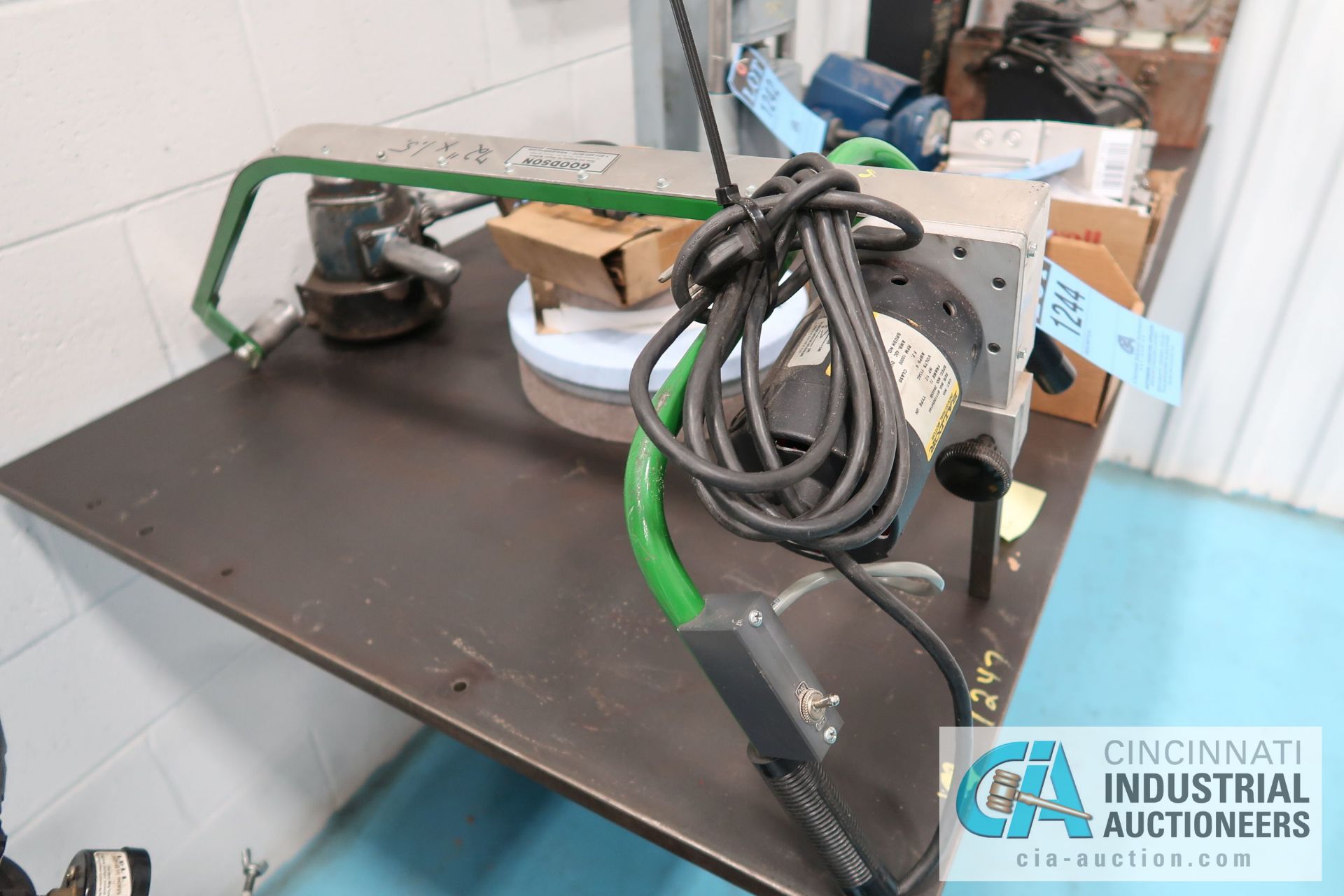 GOODSON HAND HELD BELT SANDER - Image 2 of 2