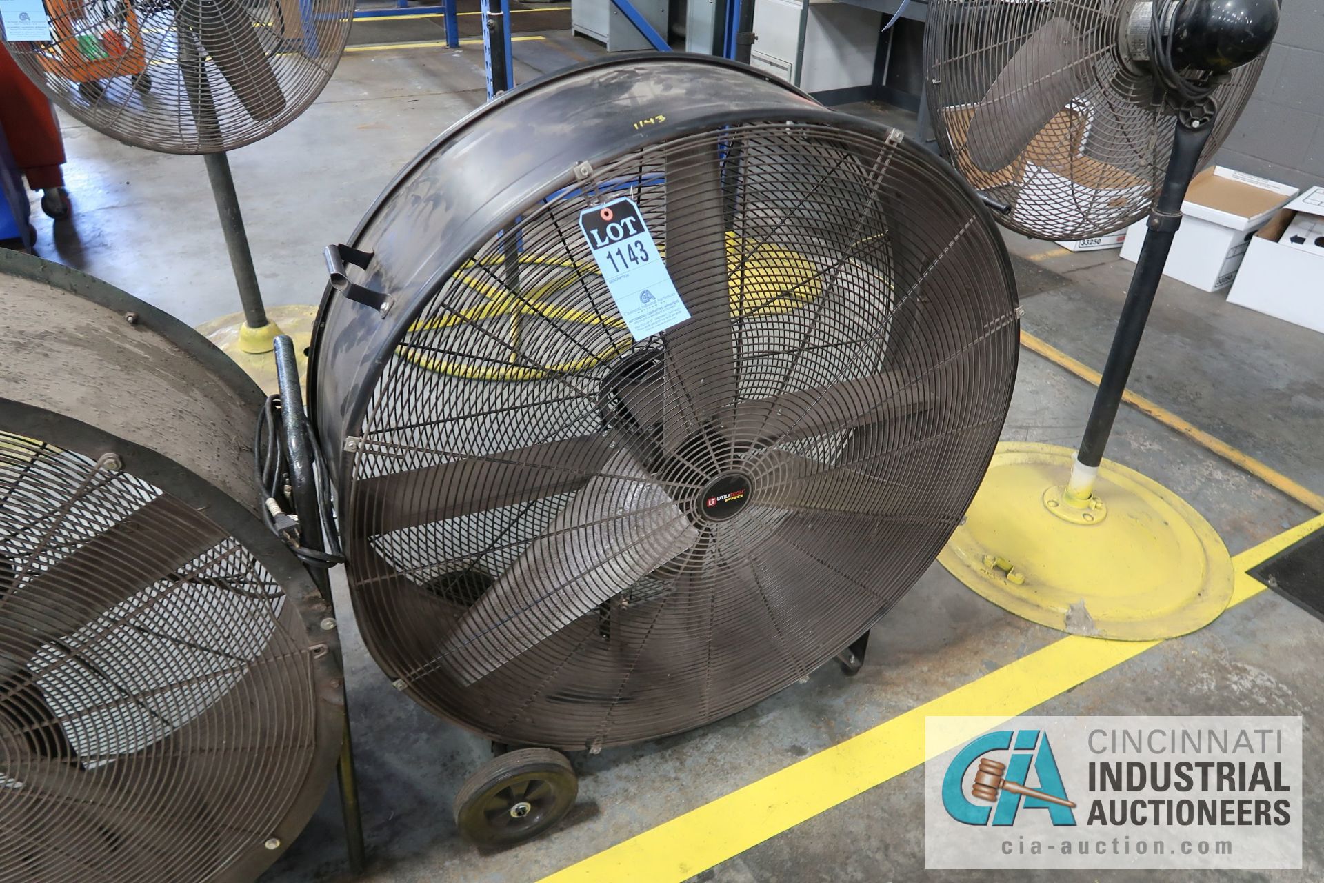 46" DIAMETER FLOOR FAN