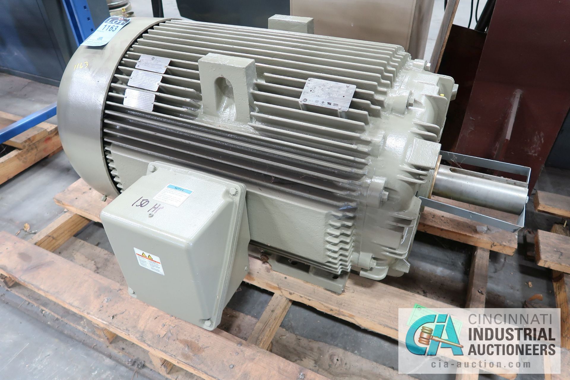 150 HP GE CAT NO. M9361 ELECTRIC MOTOR, 1,190 RPM (NEW)