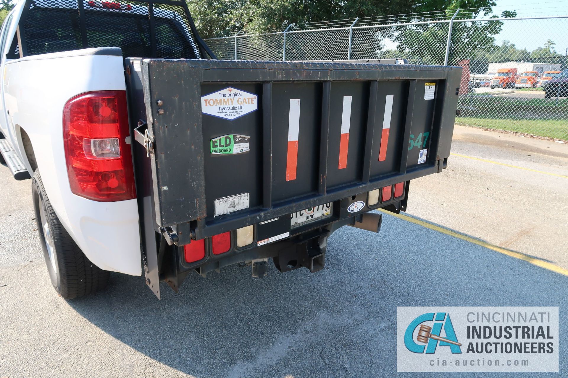 2012 CHEVROLET 3500HD QUAD CAB DIESEL ENGINE PICKUP TRUCK; VIN # 1GC4CZC82CF119703, 6.6 LITER V-8 - Image 5 of 8