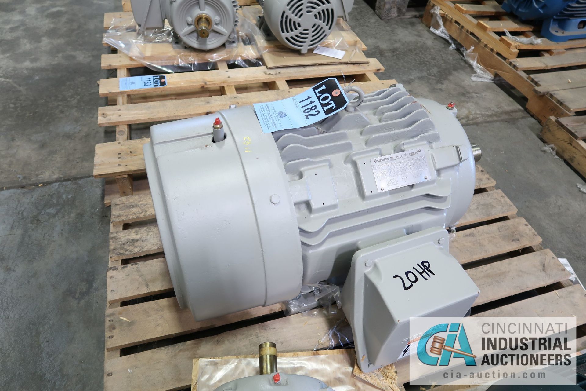 20 HP SIEMENS TYPE SD100-IEE FRAME 286T ELECTRIC MOTOR, 1,180 RPM - Image 2 of 3