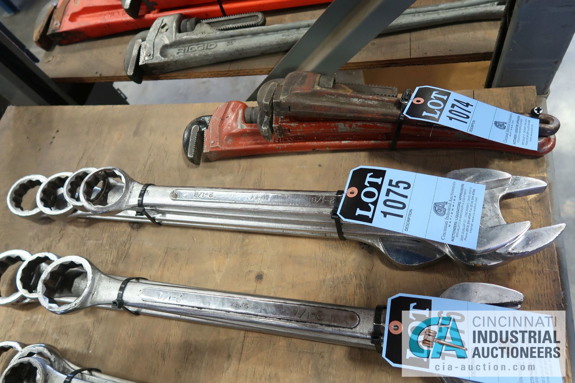 COMBINATION WRENCHES TO 2-1/8"